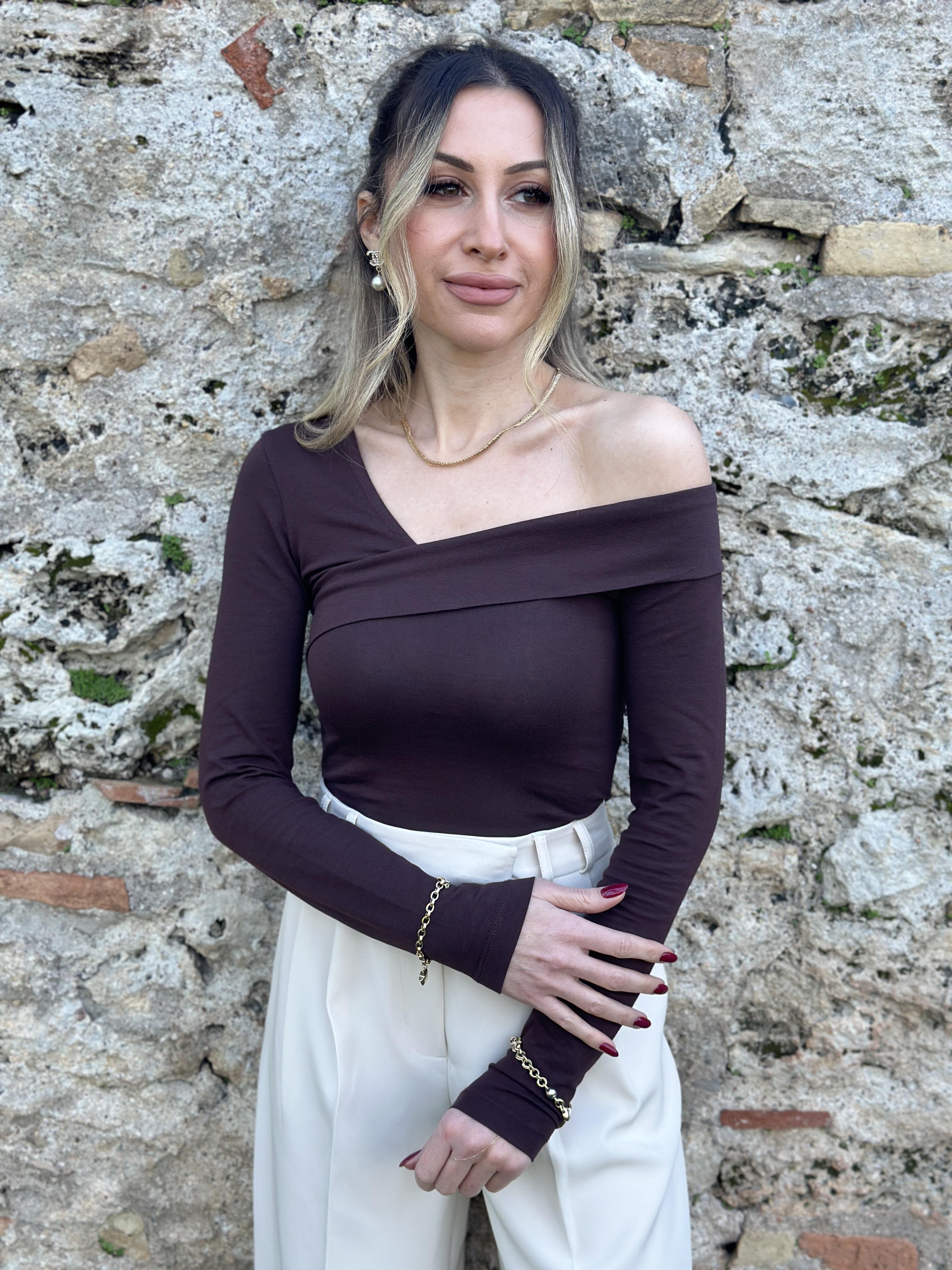 Bluz Omuz Detaylı Kahverengi