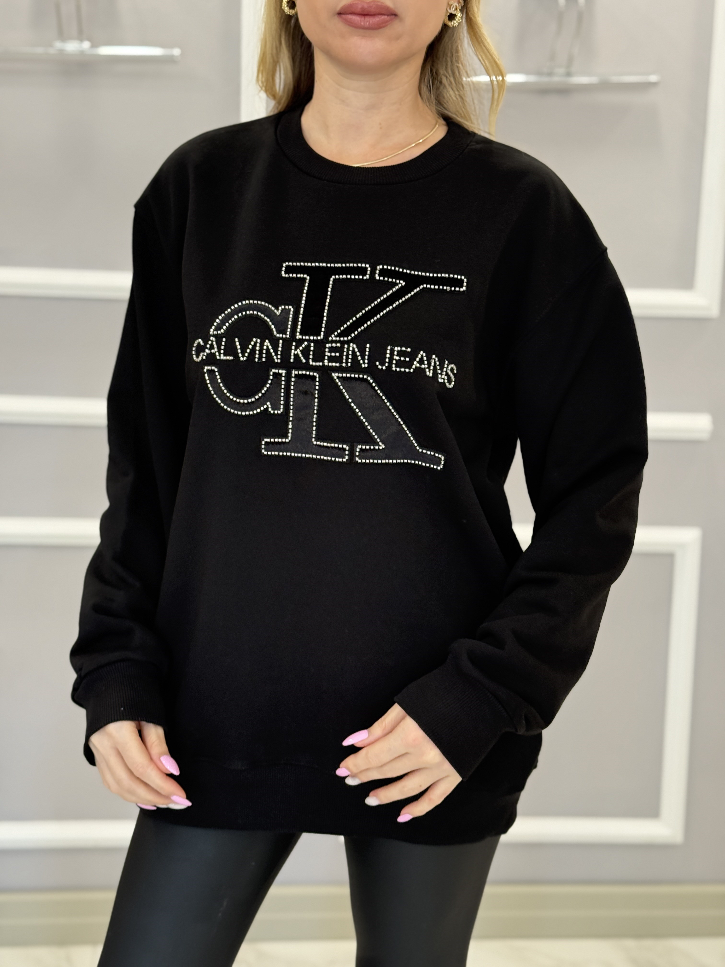 CN Premium Kadife Yazı Detaylı Sweatshirt Siyah Boyu 72cm 