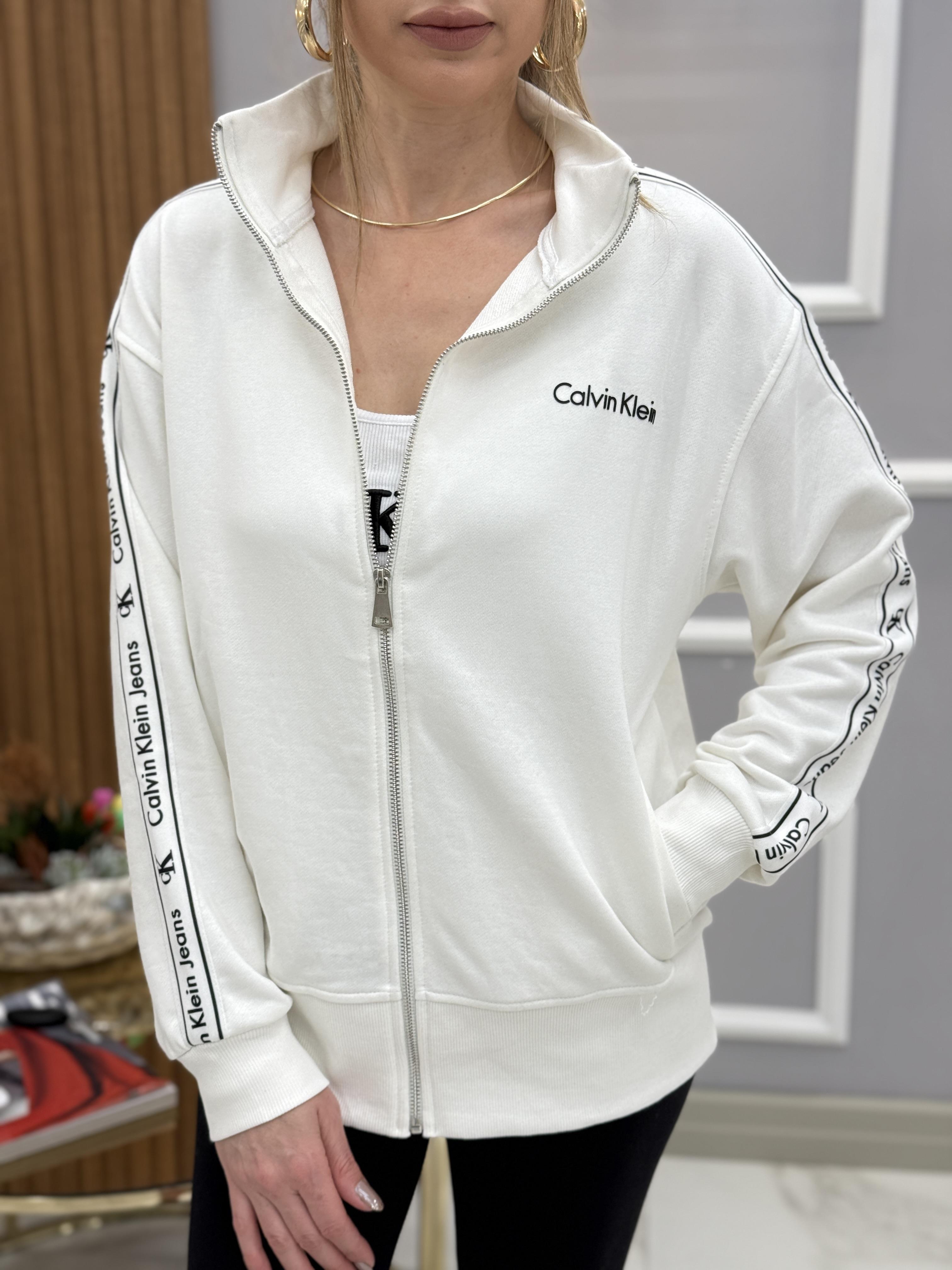 Cnk Kol Detaylı Beyaz Fermuarlı Ceket Sweat Boyu 65 cm