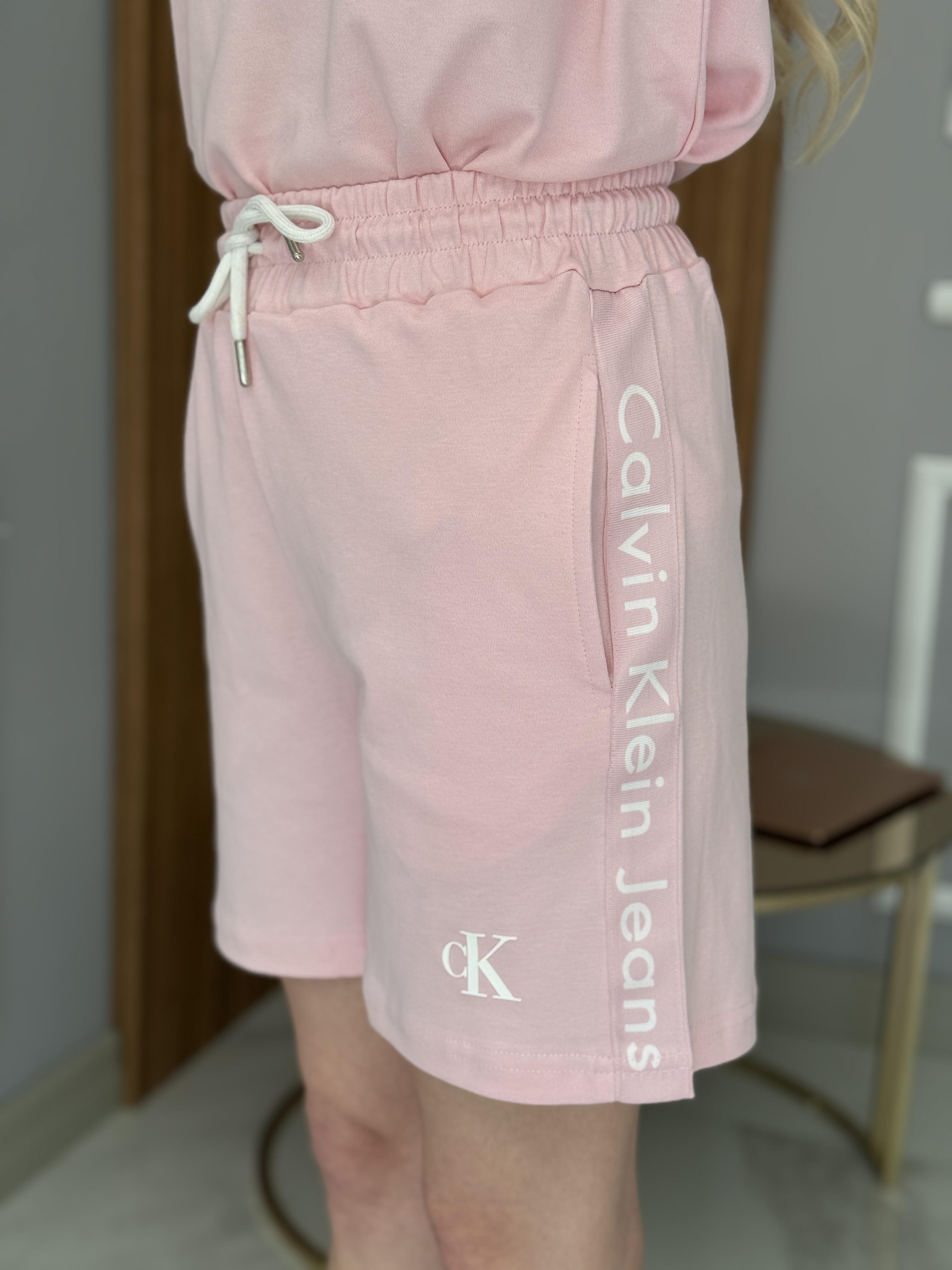 Cnk Kol Detaylı Şortlu Takım Pembe