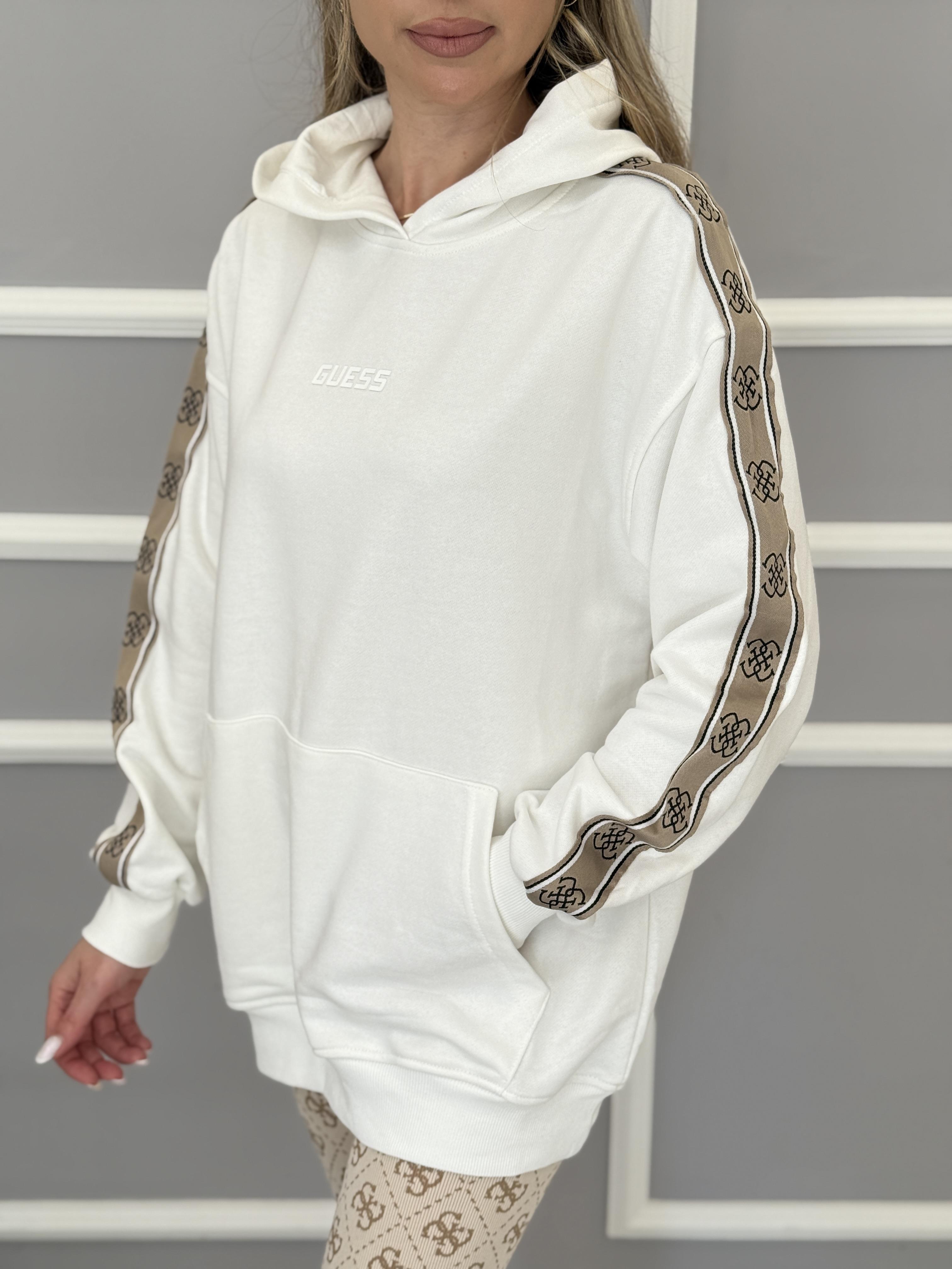 GU Kapüşonlu Kol Detaylı Boyu 70 cm Beyaz Sweat