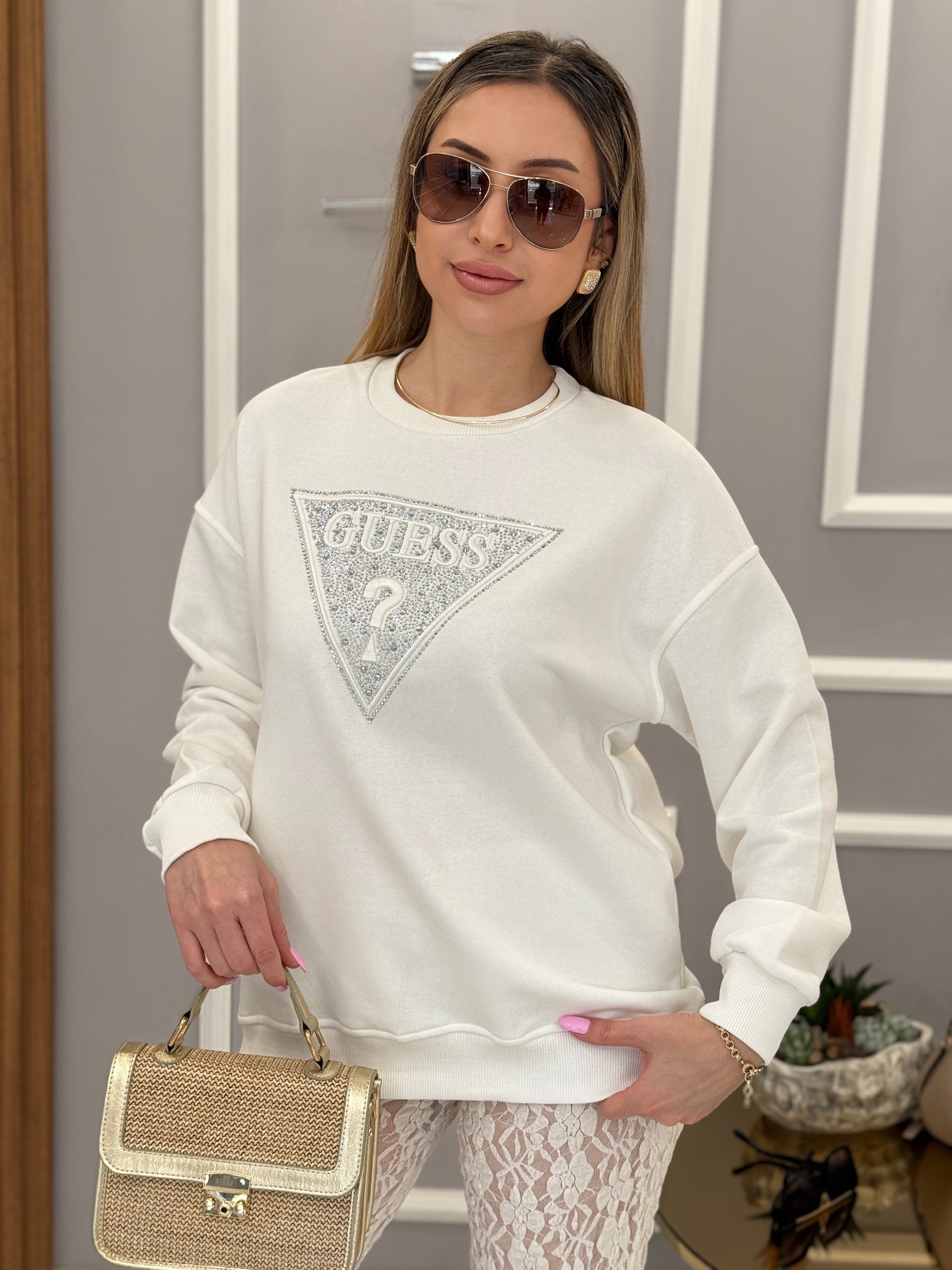 Gu Premium Üçgen Detaylı Sweatshirt Beyaz Boyu 67 cm 