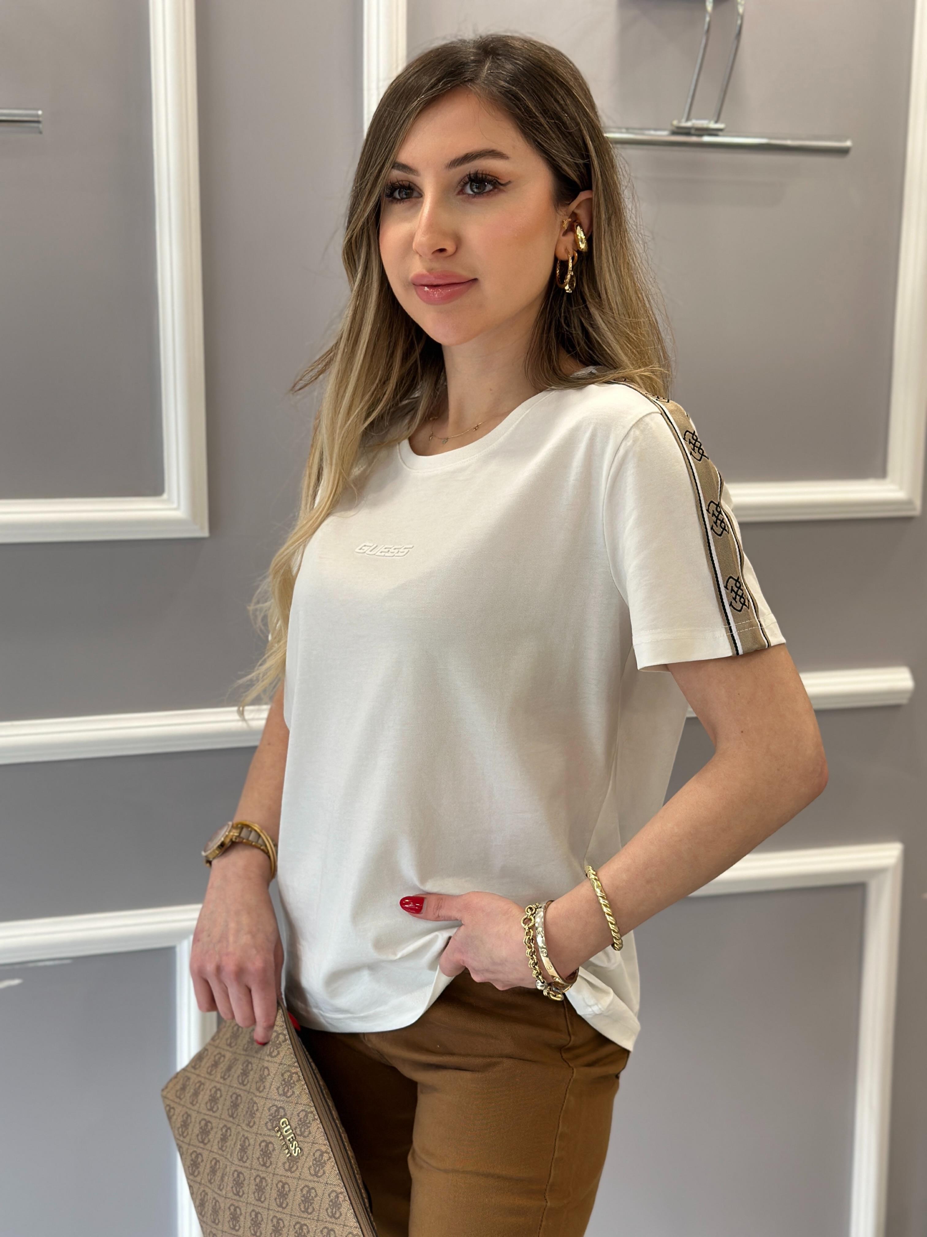 Gu T-shirt Kol Detaylı Ekru