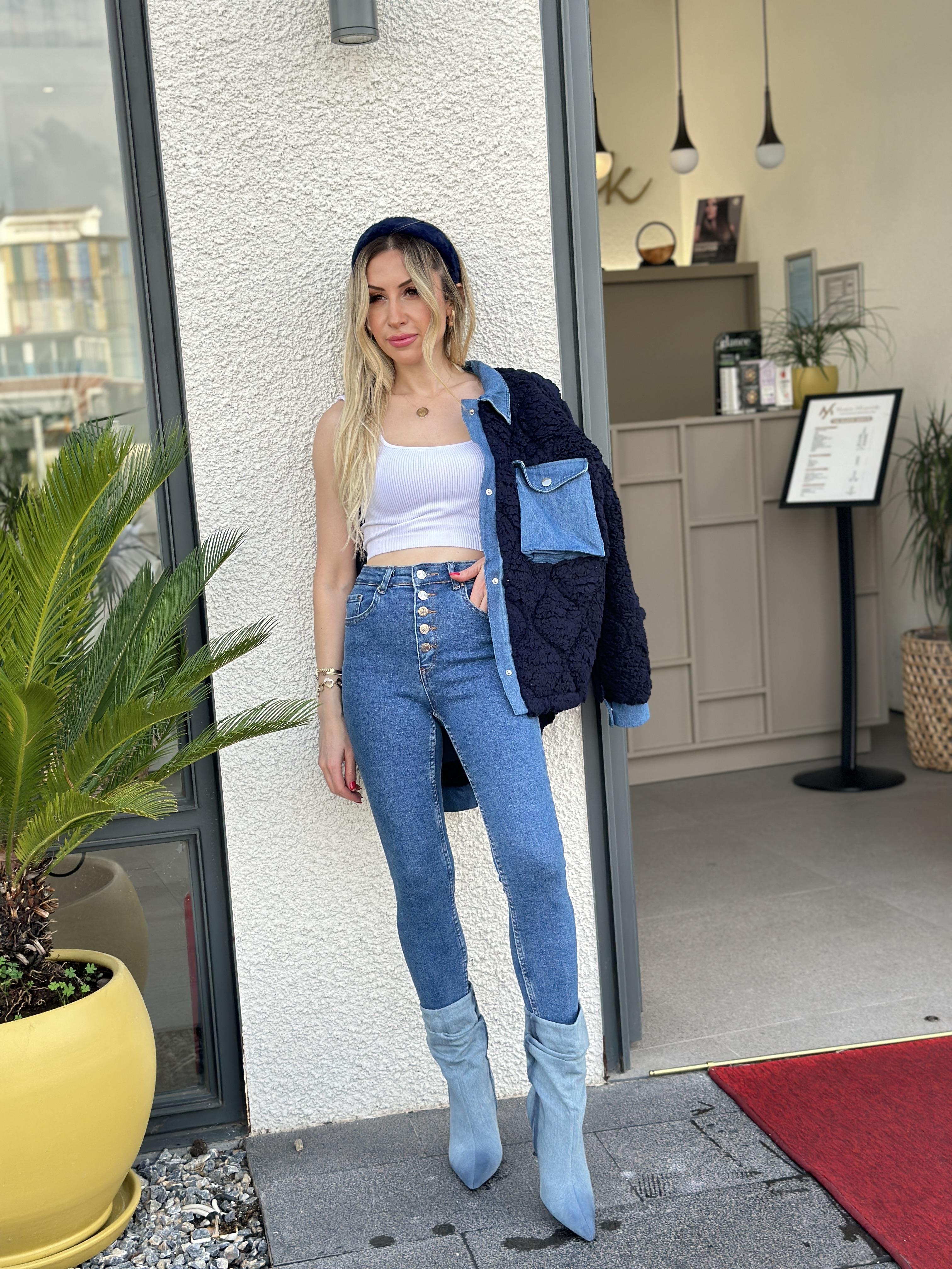 Julia Jeans Önden Düğmeli Slim Fit Mavi