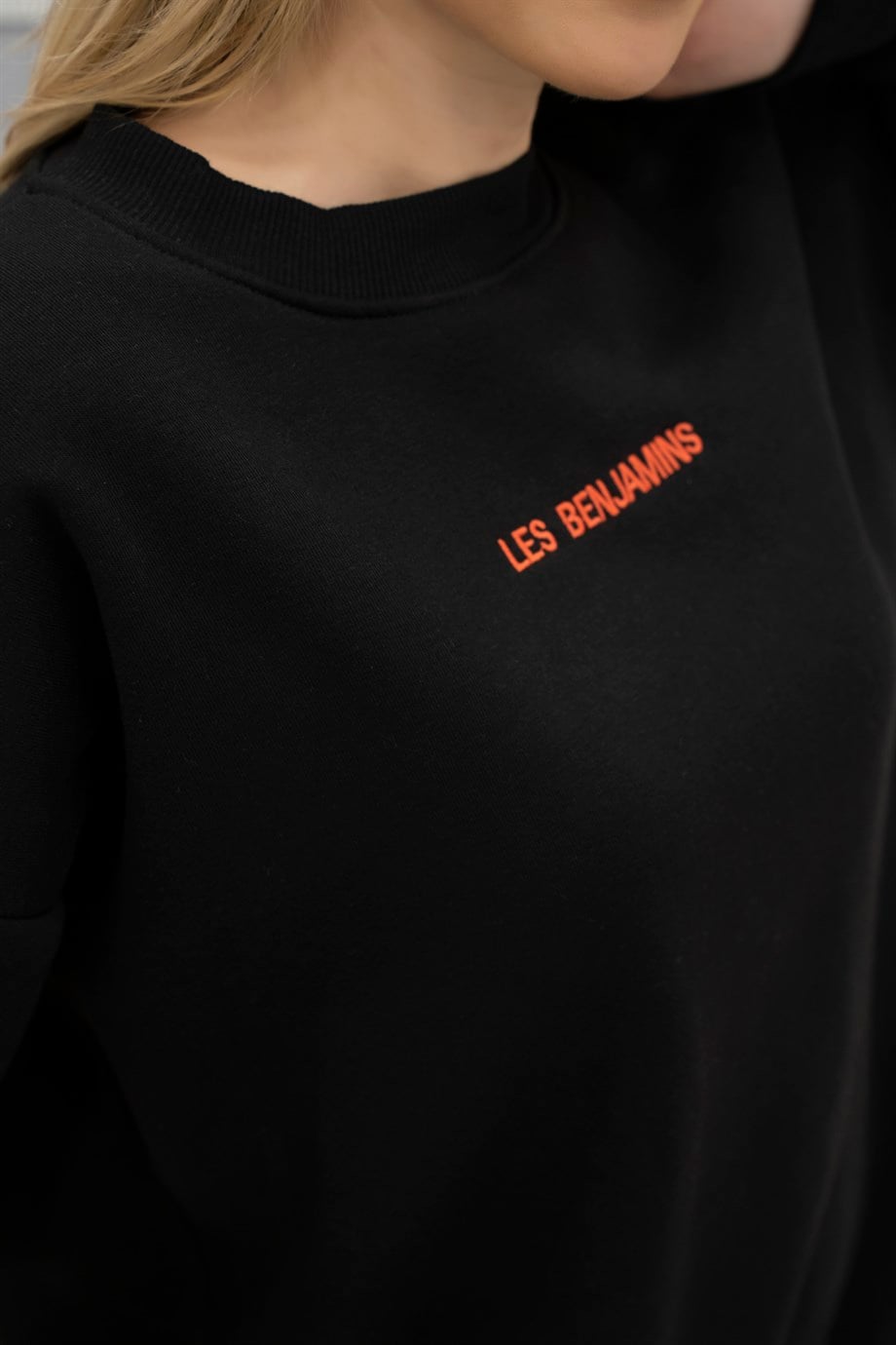 Less Sweatshirt Siyah