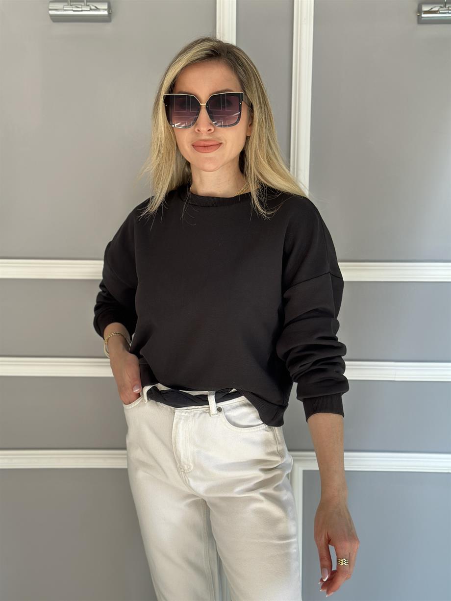 Sweatshirt Sırtı Tül Kalp Detaylı Siyah