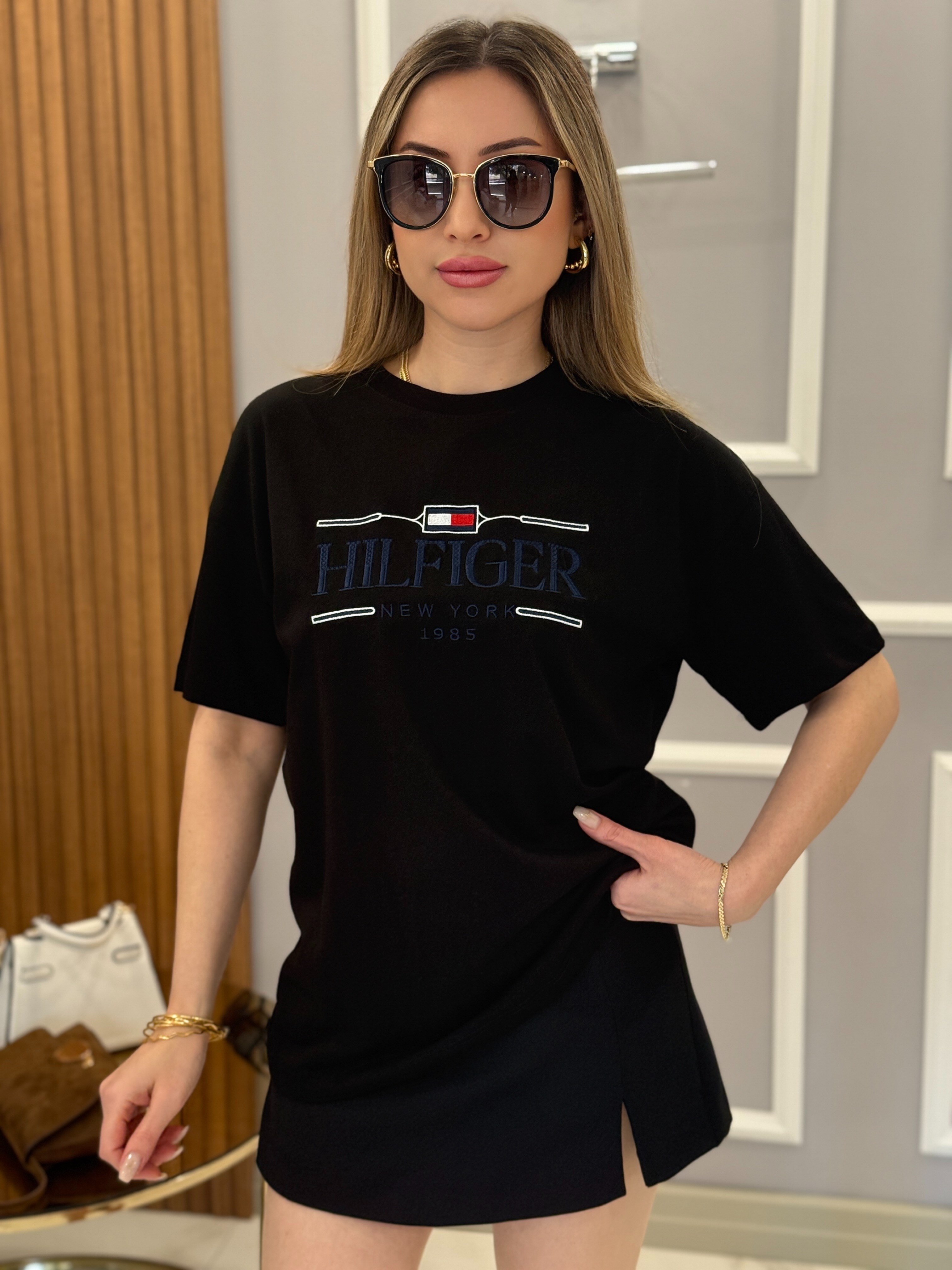 Th Premium Nakış Yazı Detaylı Tişört Siyah