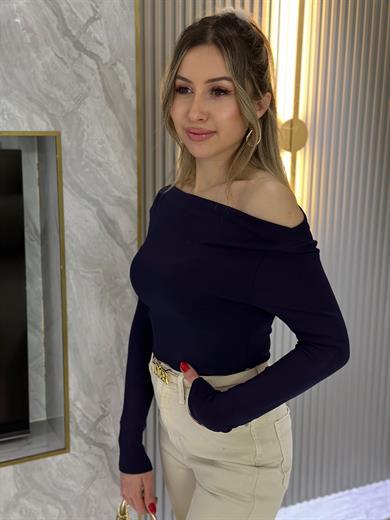 Bluz Düşük Omuz Likralı Lacivert