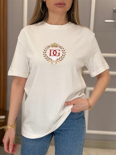Dc Premium Nakış Yazılı Gold Detaylı Beyaz Tişört 