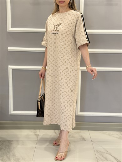 LN Premium Boyu 116cm Yandan Tek Yırtmaçlı Kendinden Desenli Oversize Vizon Elbise 