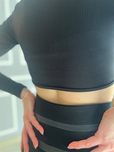 Taş Detaylı Crop
