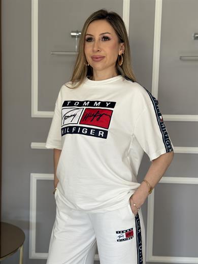Th Premium Yan Şeritli Beyaz Takım 