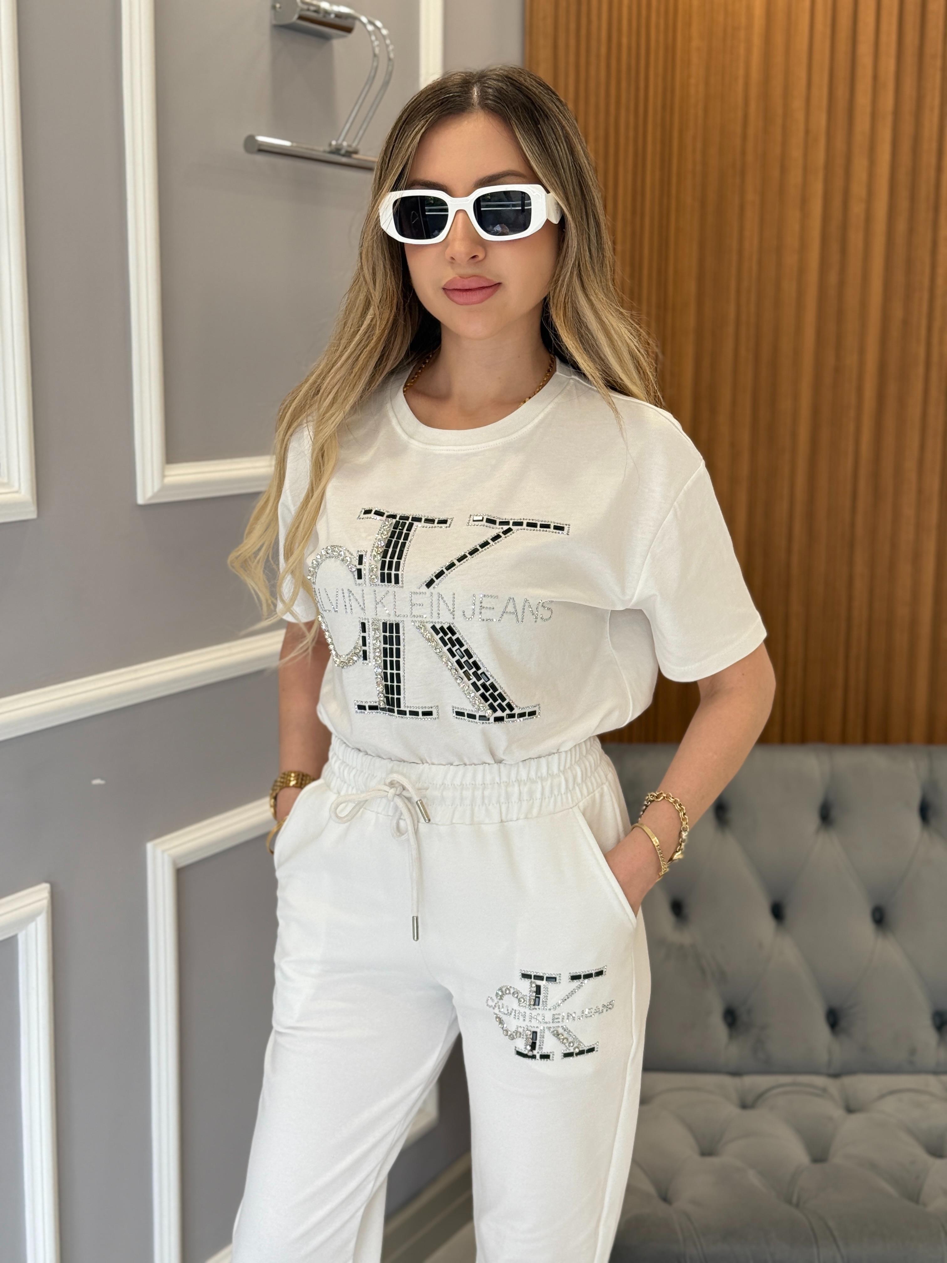 Cnk Taşlı 2 İplik Takım Beyaz