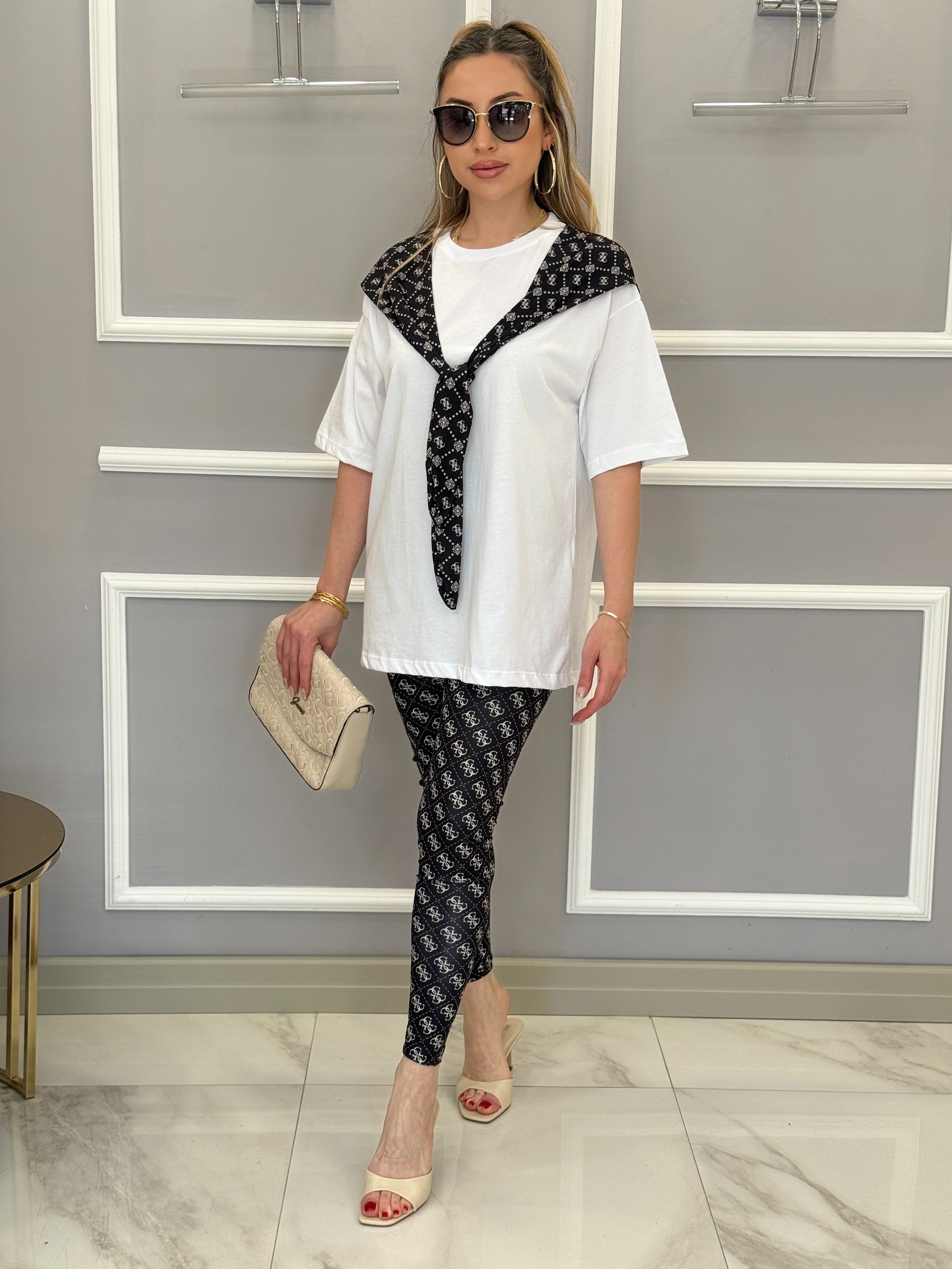 Gu Fularlı Oversize Tişört Siyah 