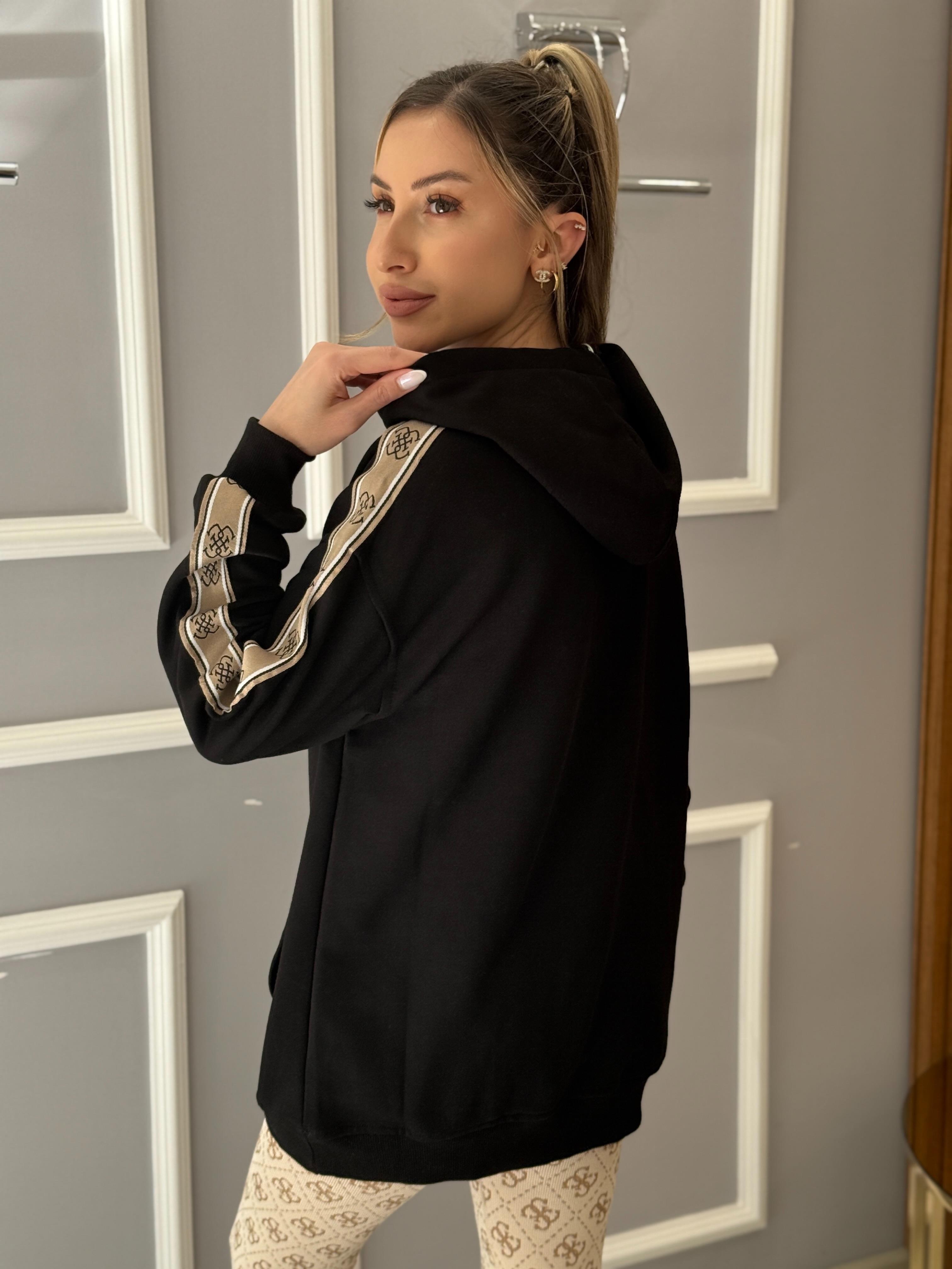 GU Kapüşonlu Kol Detaylı Boyu 70 cm Siyah Sweat