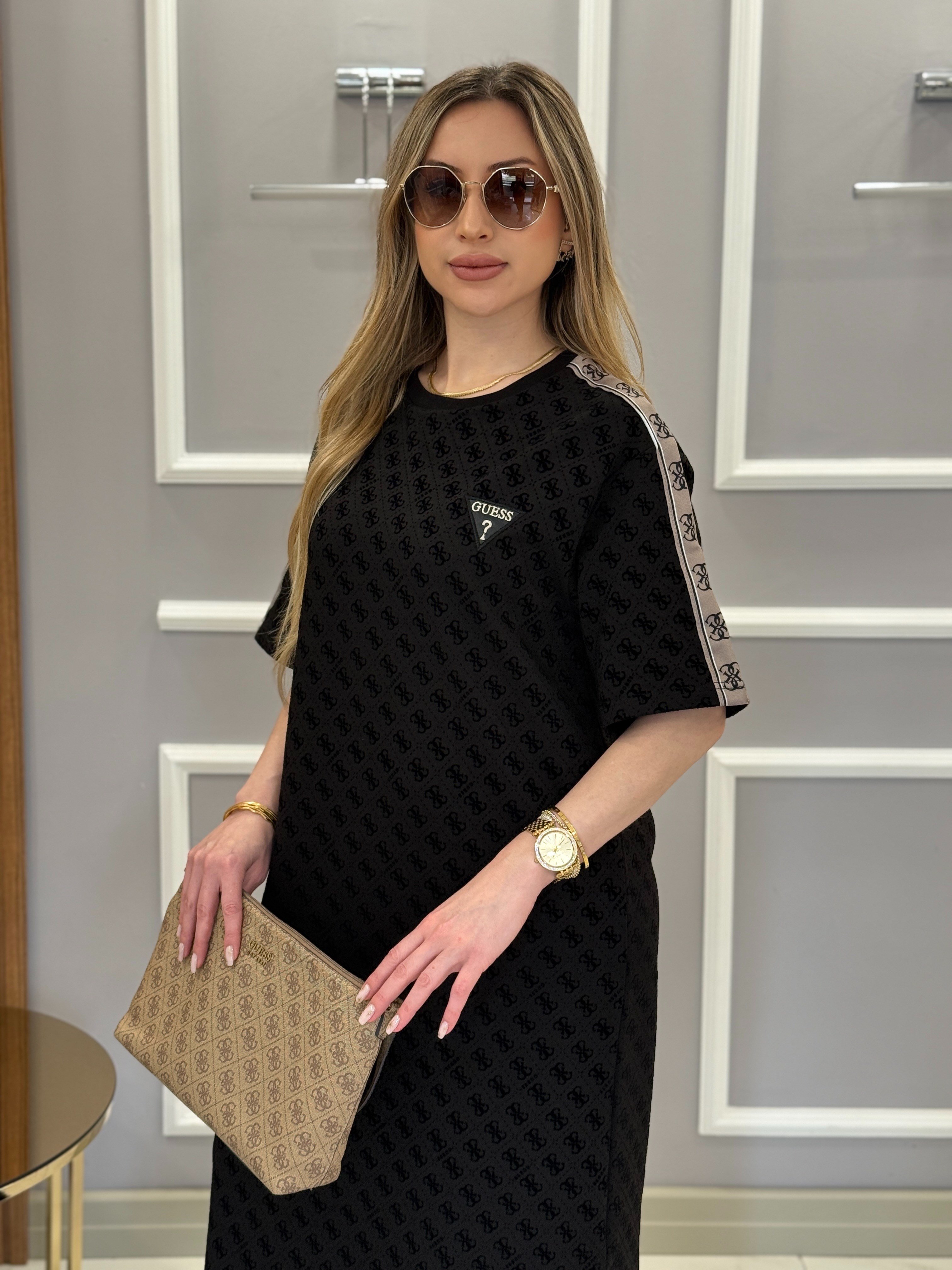 Gu Premium Kendinden Desenli Kol Detaylı Boyu 120cm Siyah Elbise