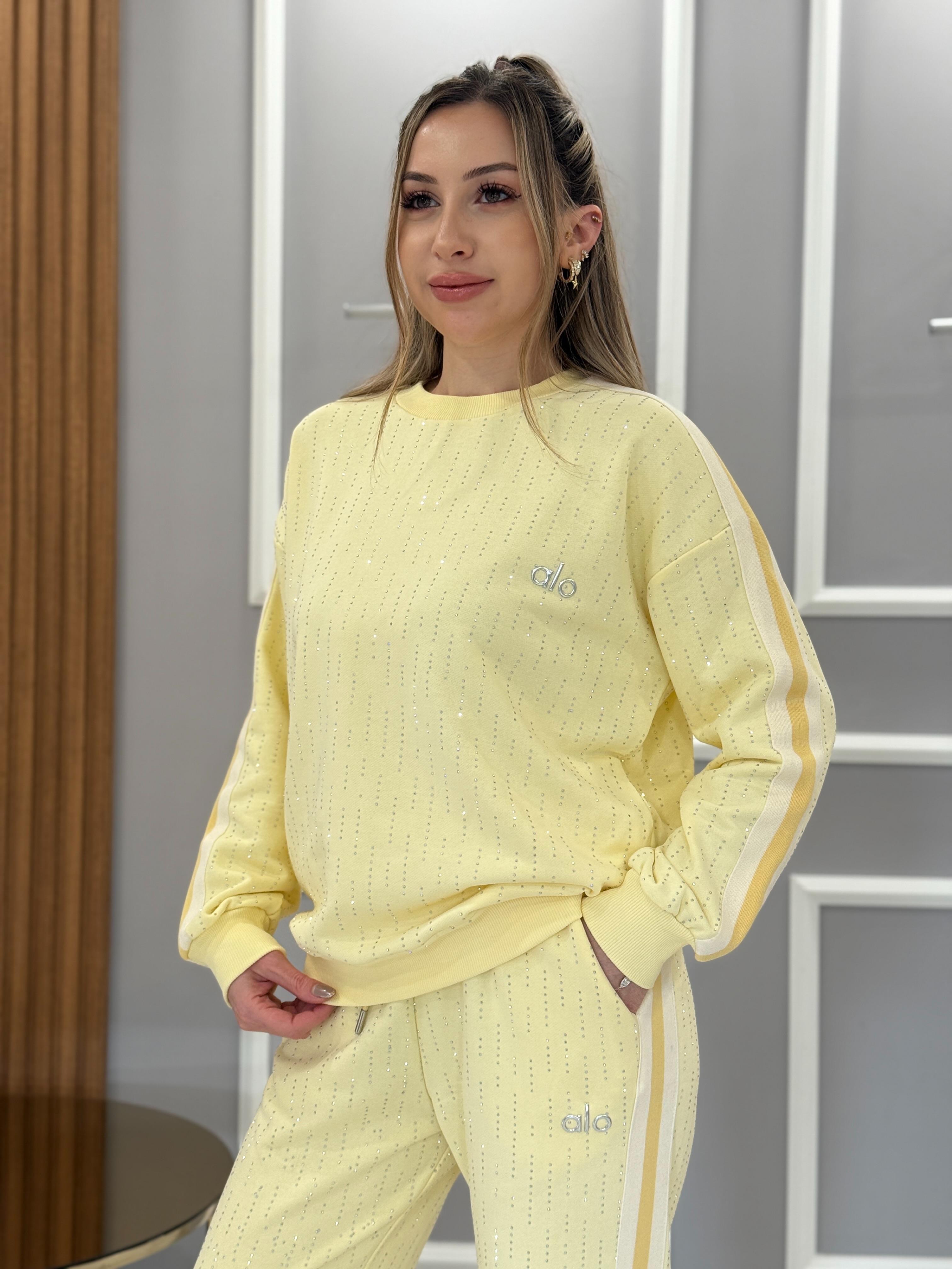 Lo Sarı Serpme Taşlı Şeritli Takım 
