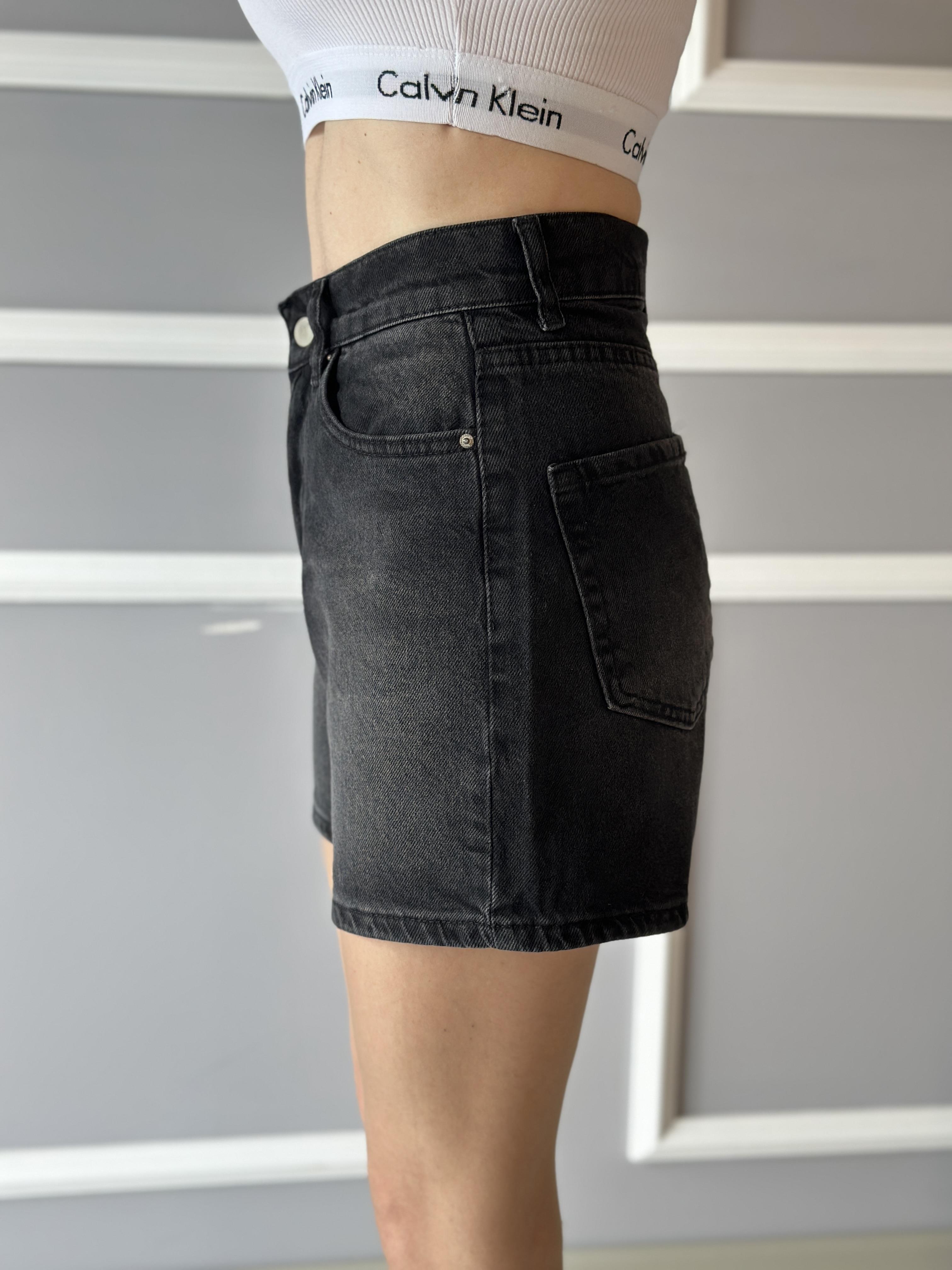 Şort Jeans Yıkamalı Füme