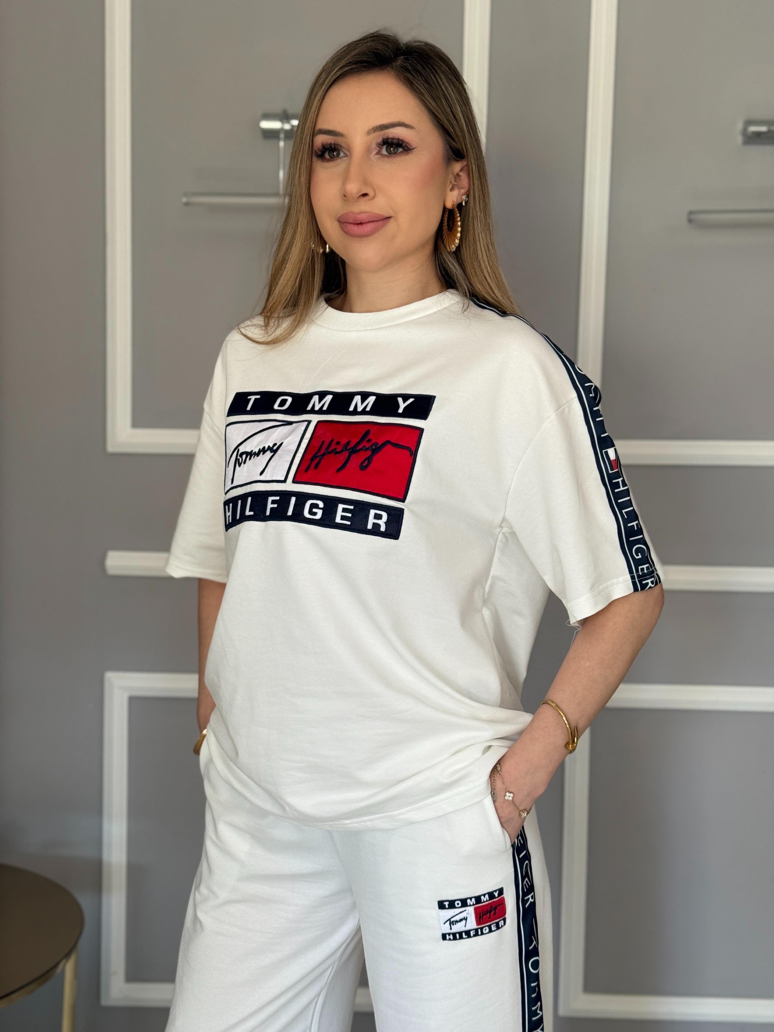 Th Premium Yan Şeritli Beyaz Takım 