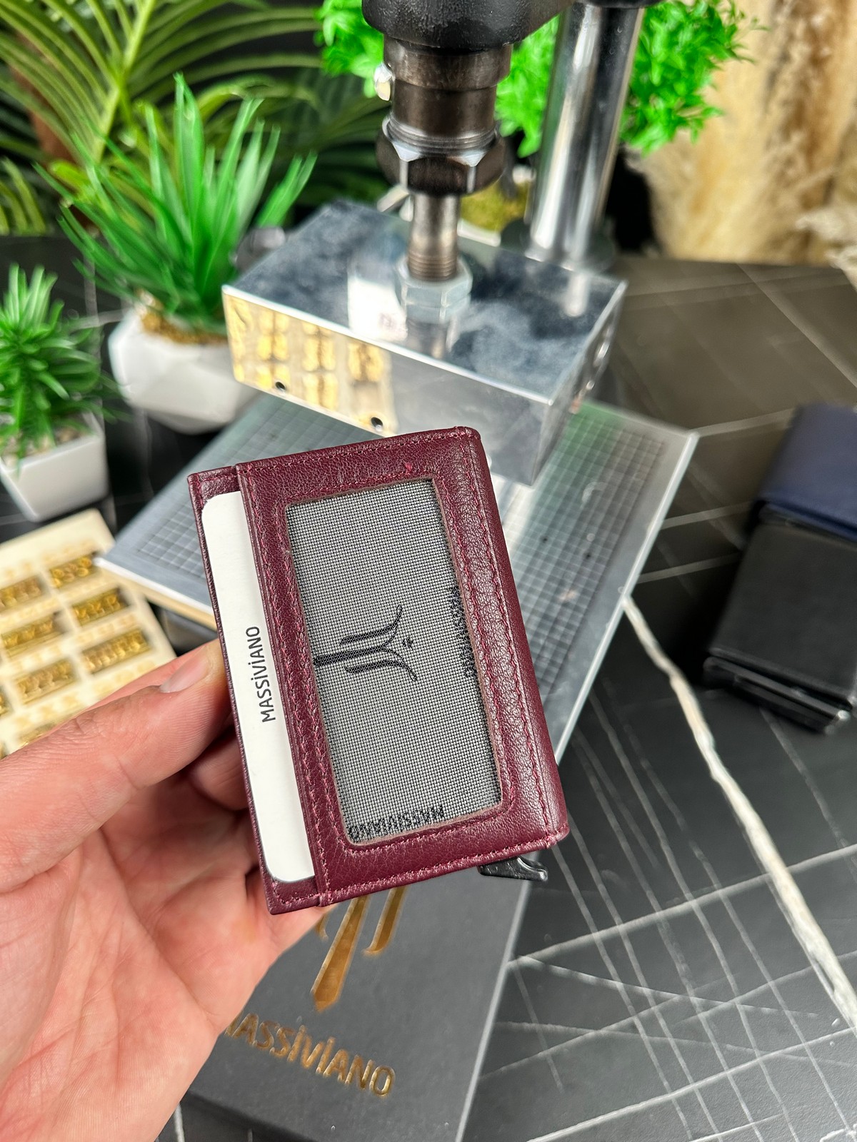 Mechanism wallet burgundy