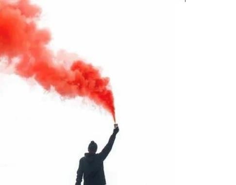 Kırmızı Renk Sis Bombası