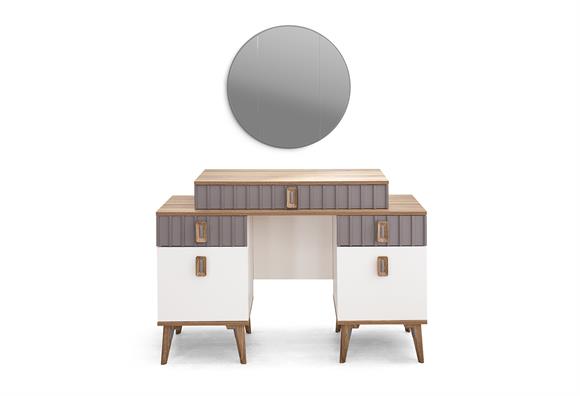 Doru Aynalı Makyaj Masası