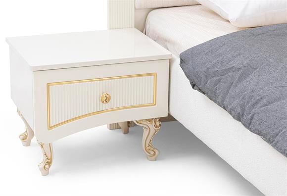 Hanedan Komodin (Sol)