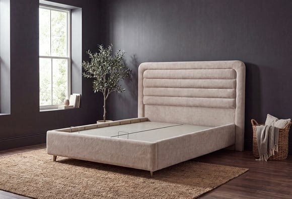 Nehir 150x200 Döşemeli Baza Başlık Seti