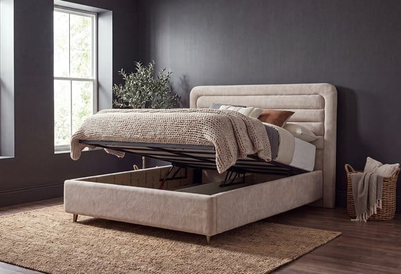 Nehir 150x200 Döşemeli Baza Başlık Seti