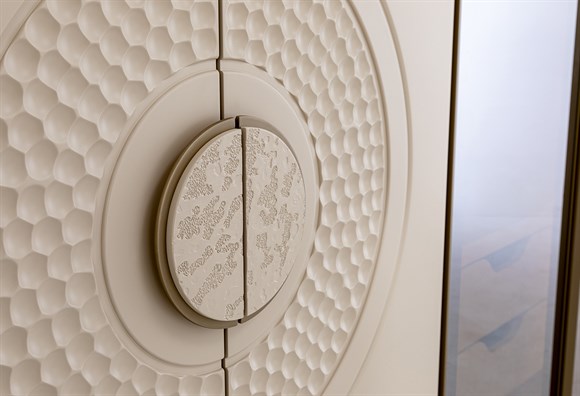 Petek 6 Kapılı Dolap