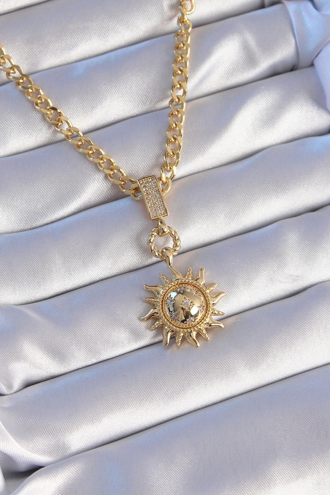  Çelik Gold Renk Zirkon Taşlı Güneş Model Kolye