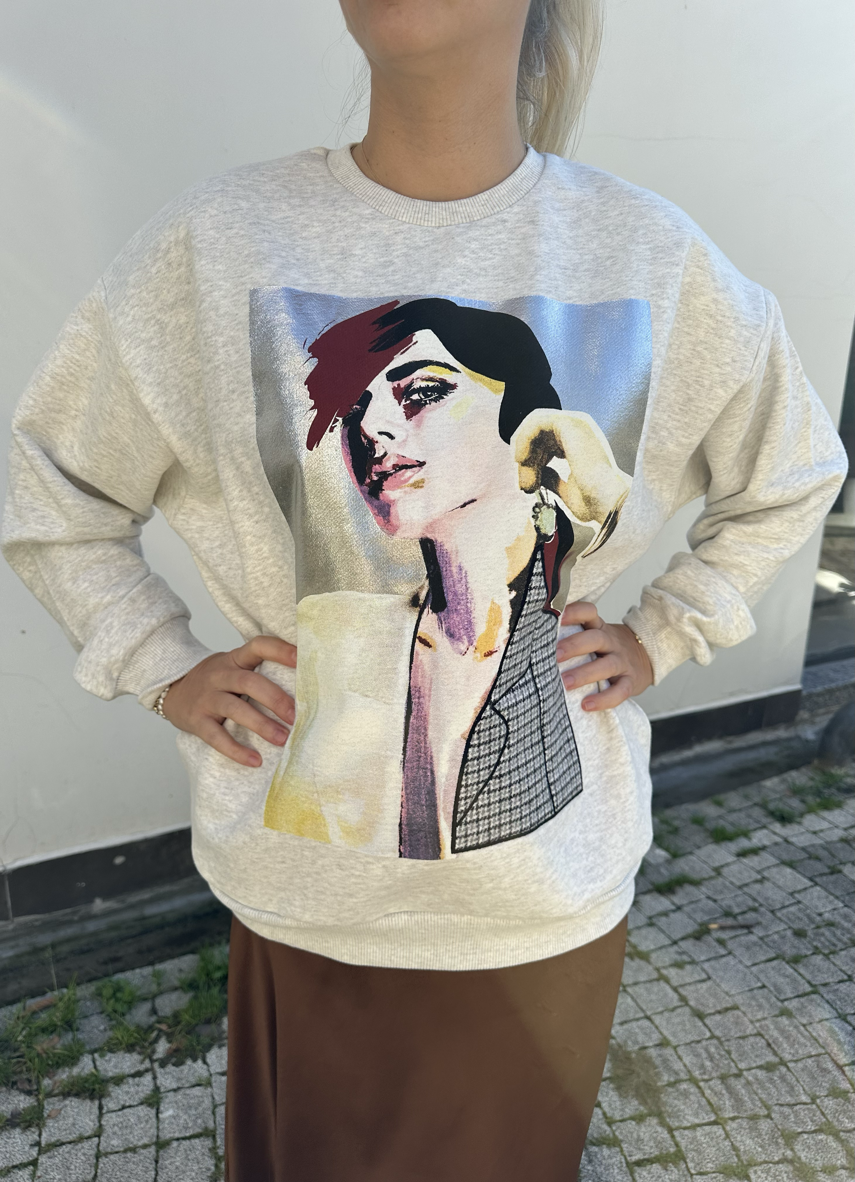 Baskı ve Aplike Detaylı Açık Gri Renk Cepli Sweatshirt 