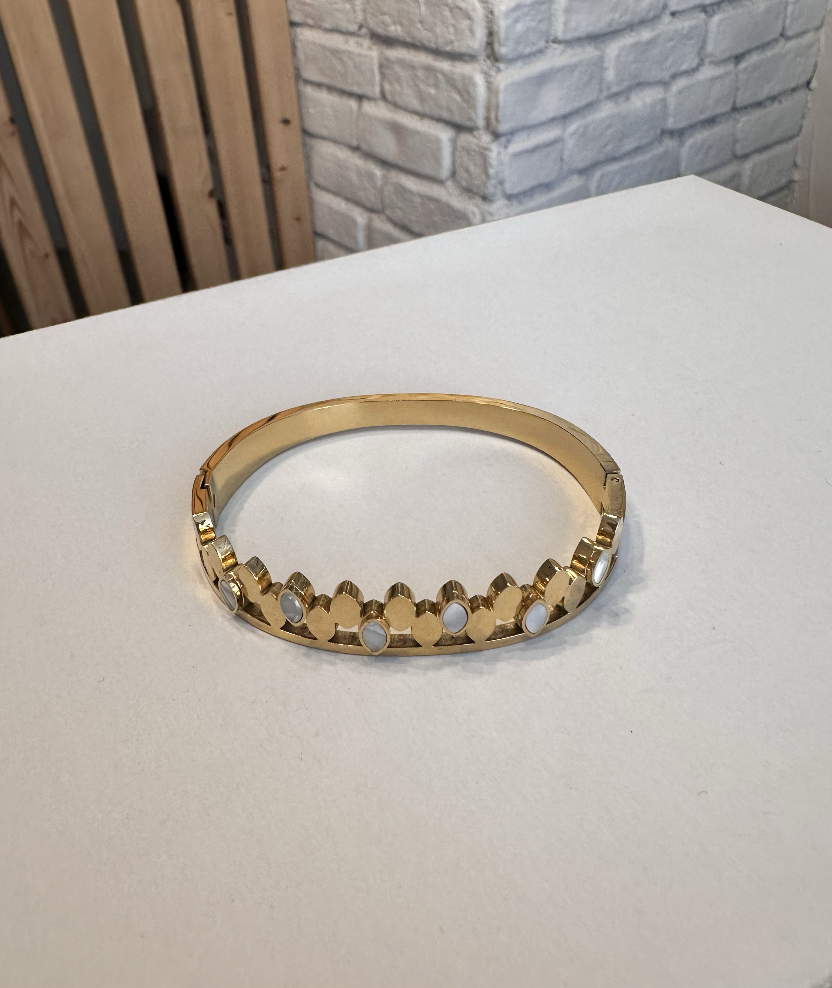 Çelik Gold Taşlı Kelepçe Bileklik