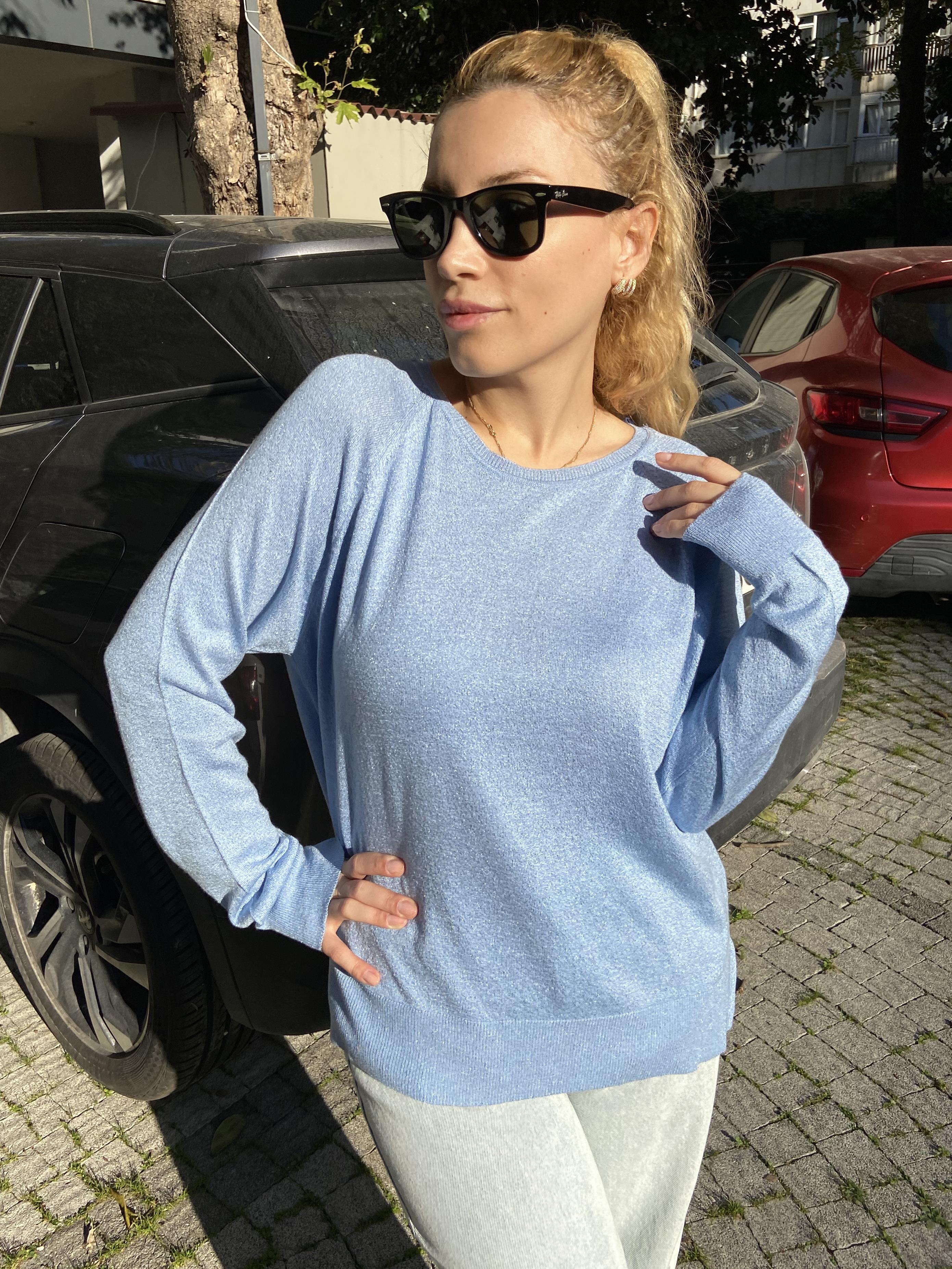 Mavi Renk Bisiklet Yaka Simli İnce Triko Kazak
