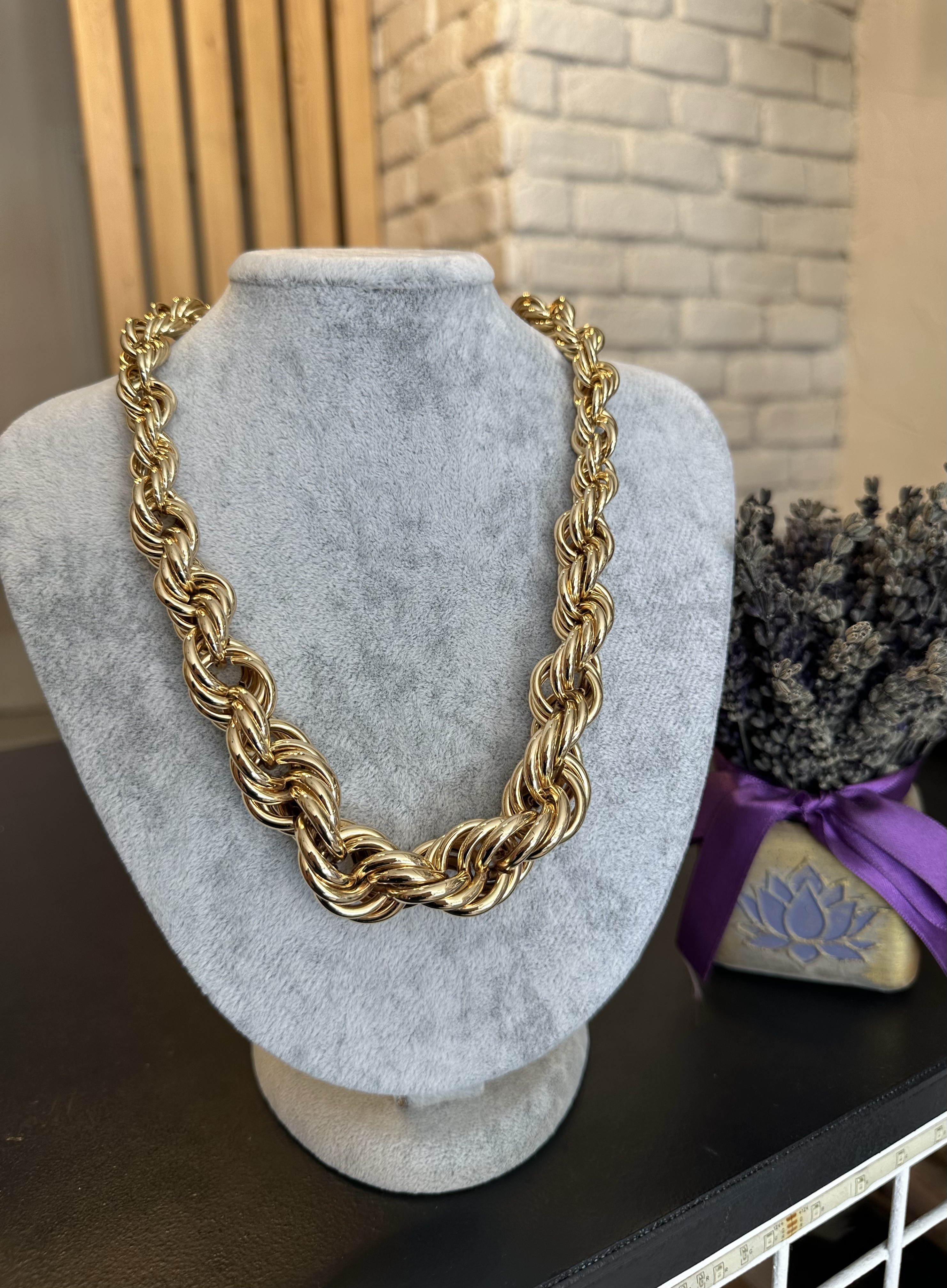 Özel Seri Gold Rengi Vintage Kalın Burgu Kolye