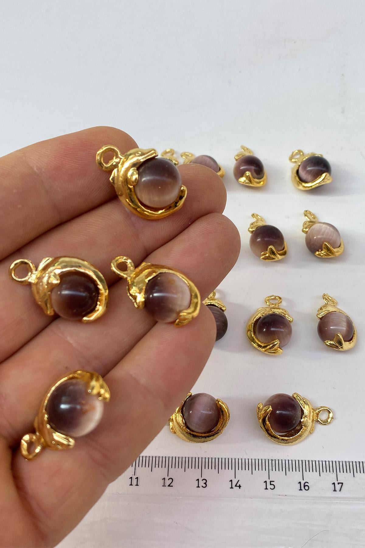 Kahve Yuvarlak Doğal Taşlı Gold Detaylı Kolye Ucu