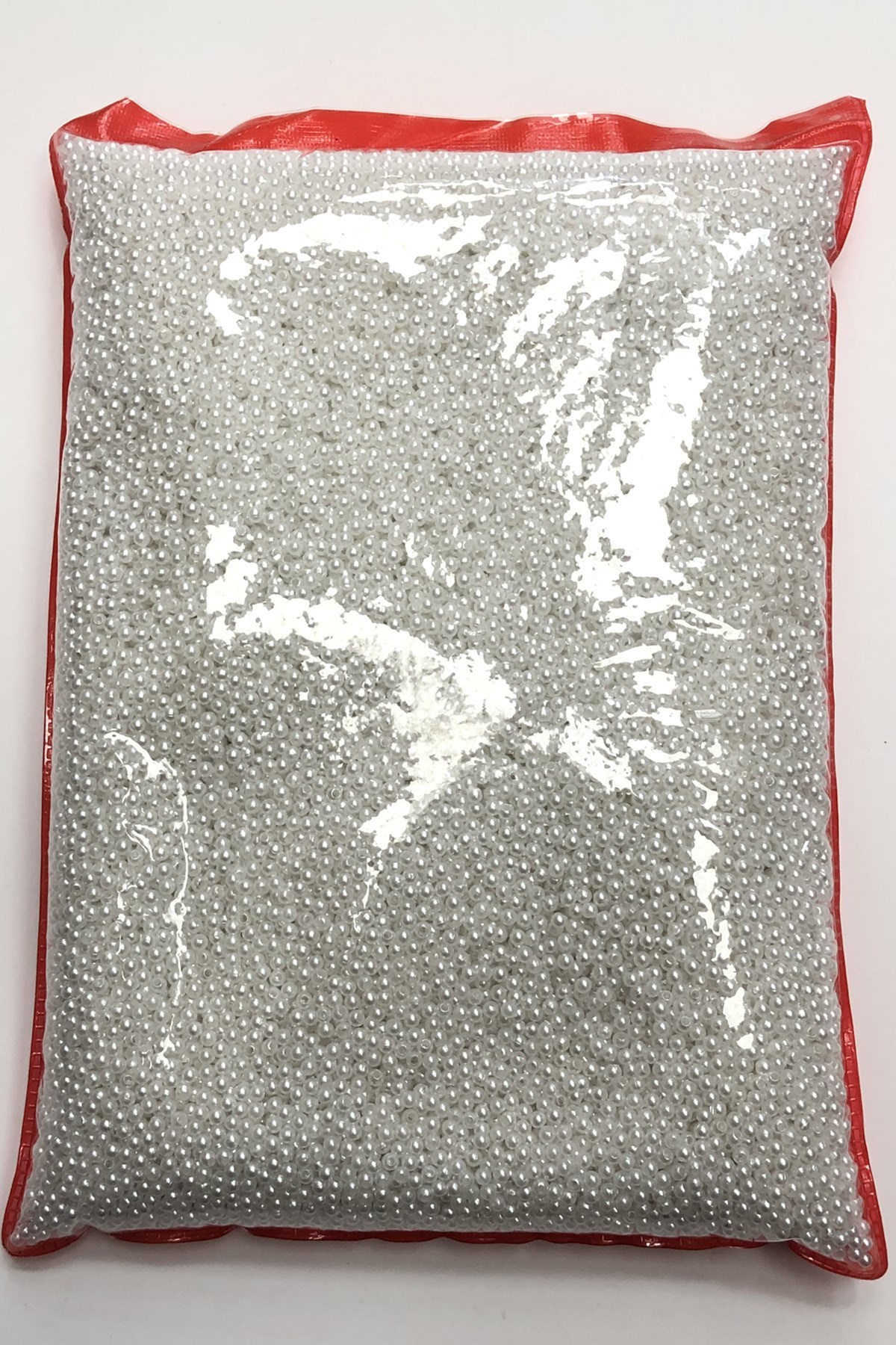 Beyaz Plastik İnci boncuk 3 mm