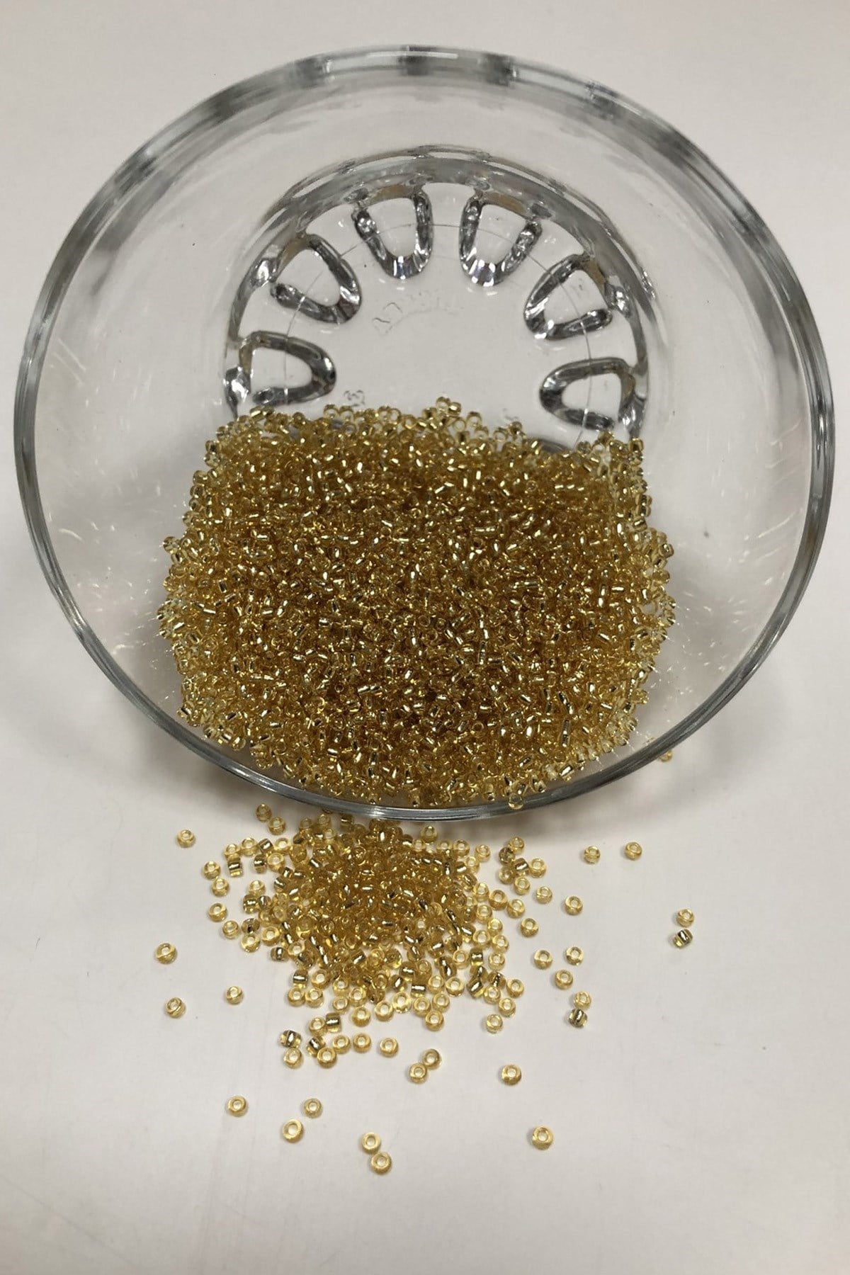 Gold Rengi Kum Boncuk 2 mm 50 gr