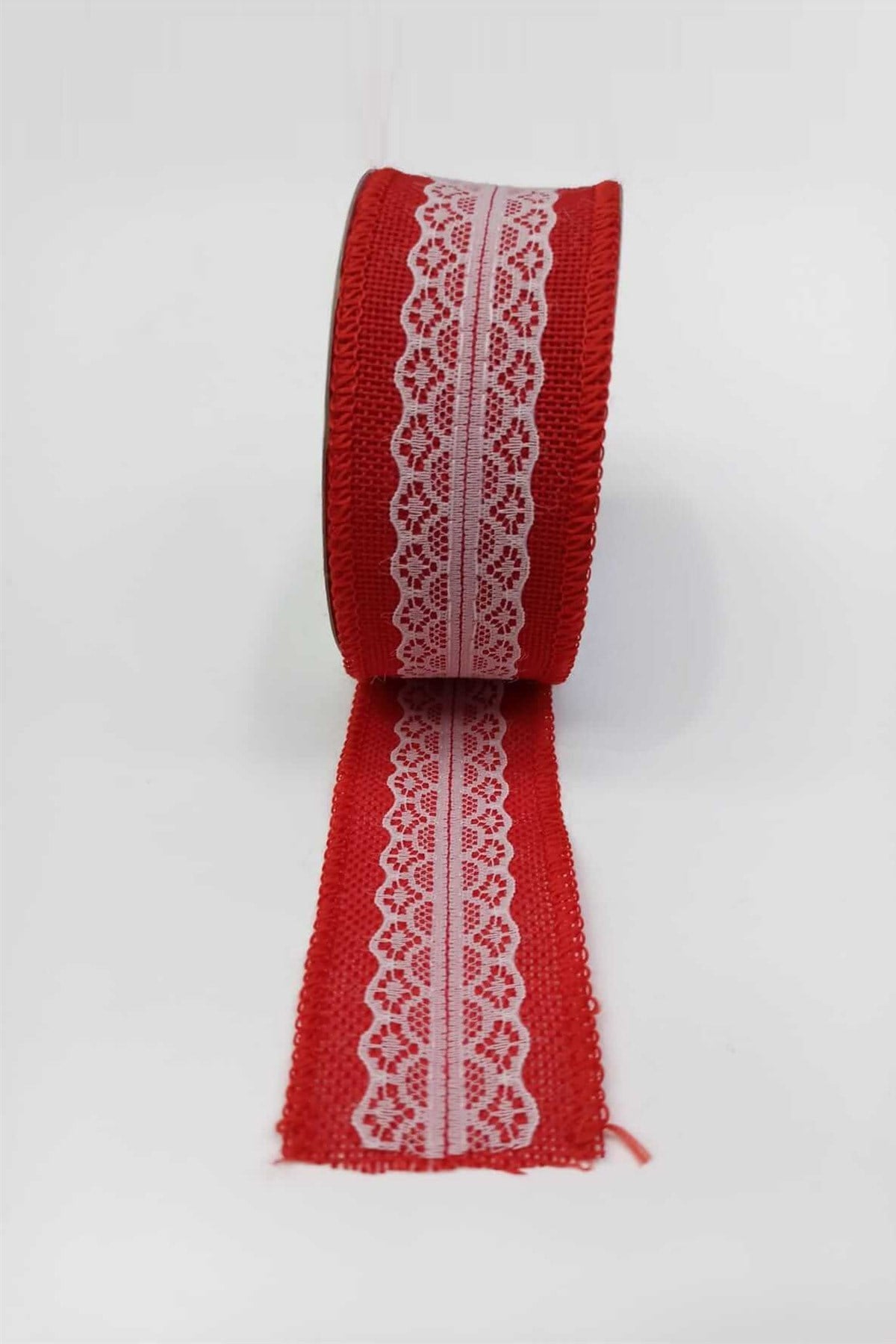Kırmızı Keten Dantelli Kurdele 4 Cm