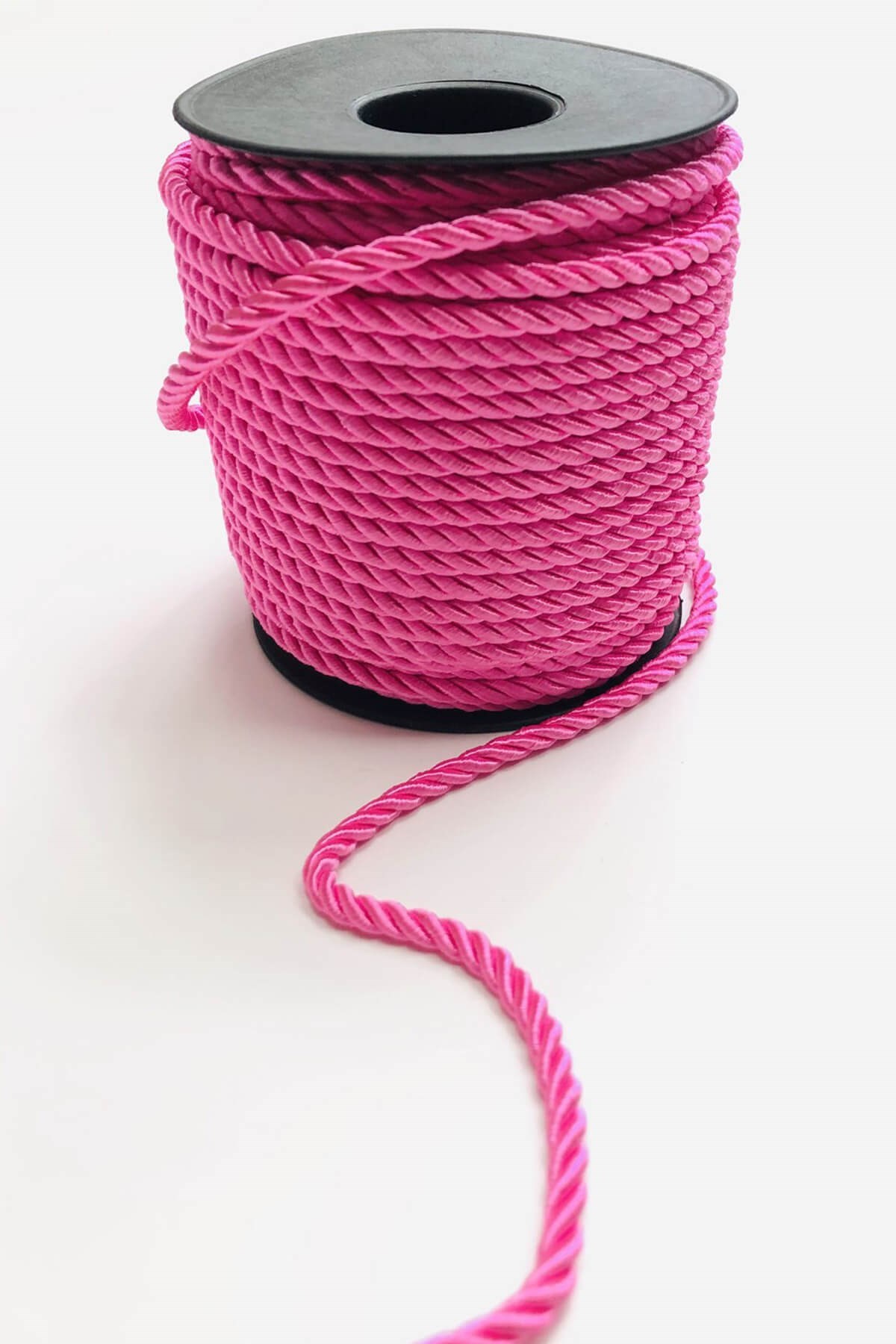 Koyu Pembe Kordon İp 4 mm 1 mt