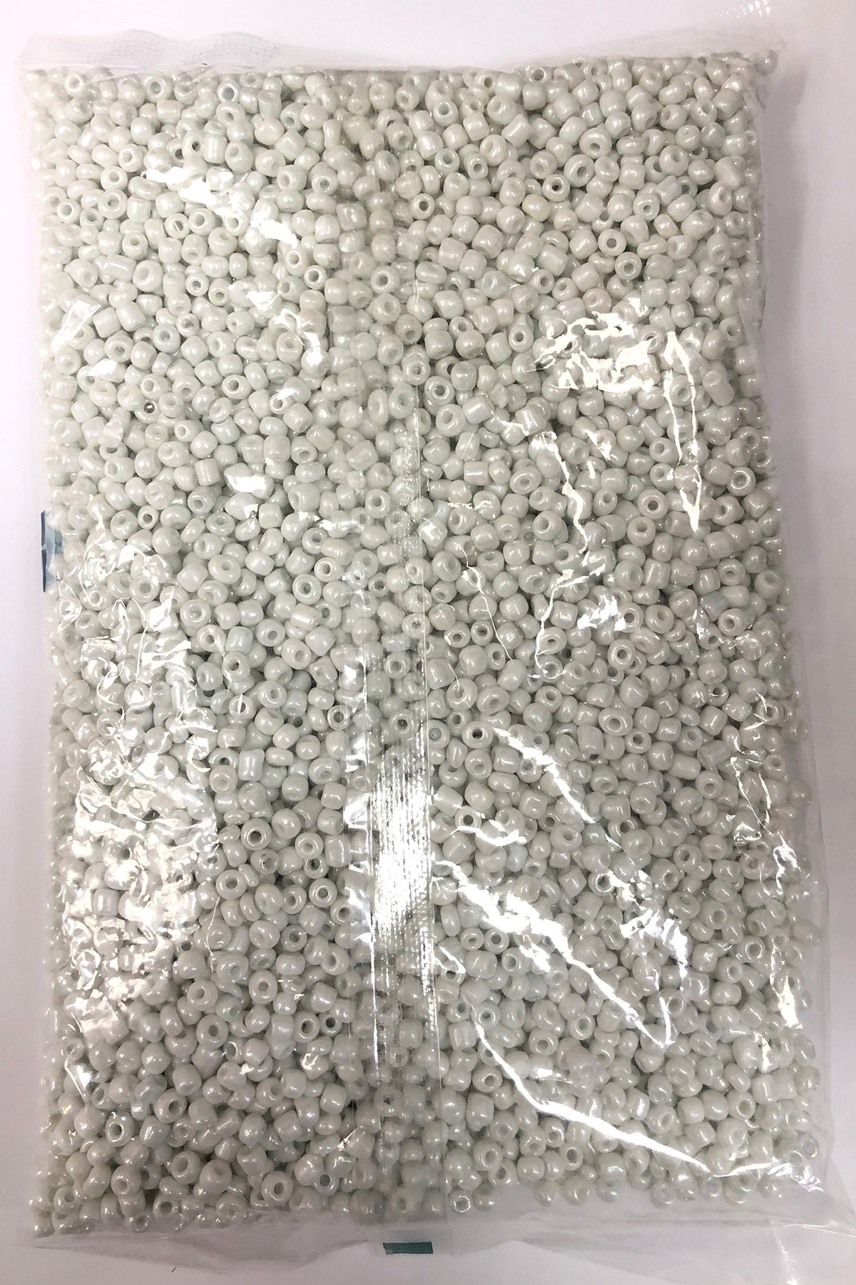 Parlak Beyaz Kum Boncuk 4 mm 500 gr