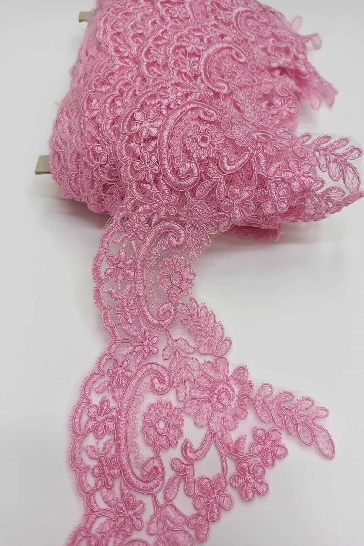 Pembe Fransız Güpür Dantel Şerit