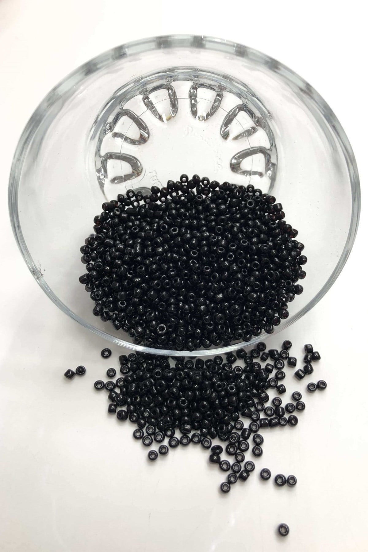 Siyah Kum Boncuk Orta Boy 3 mm 50 gr