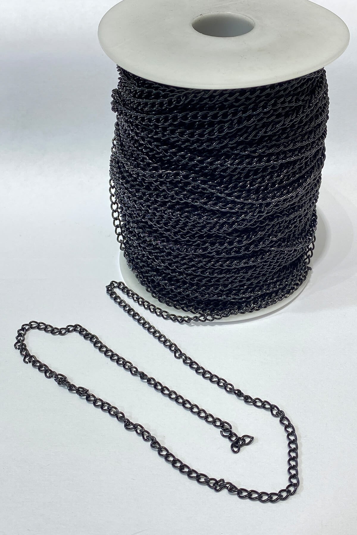 Siyah Yassı Metal Kolye Zinciri 5 Mt