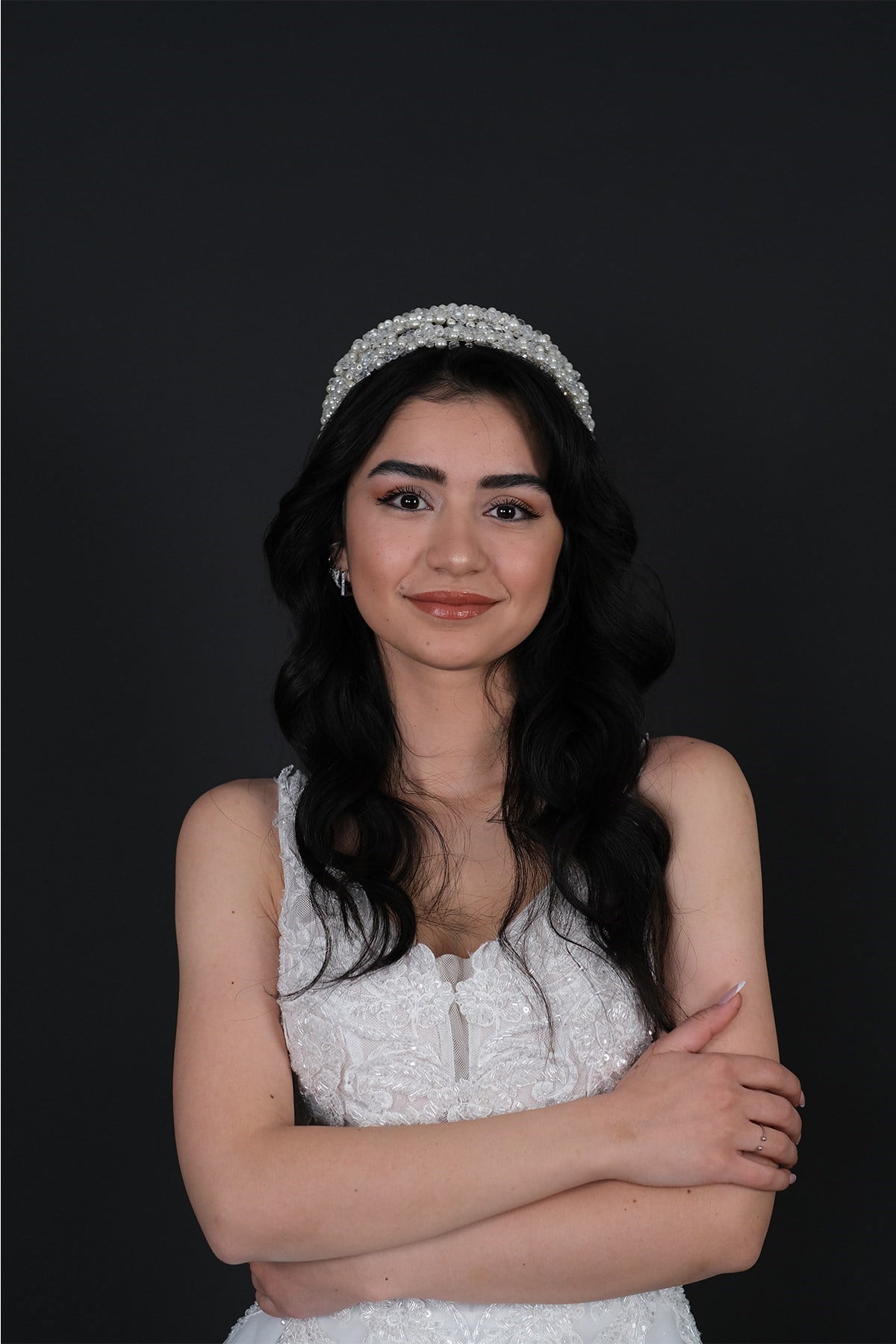 Yoğun İncili Özel Tasarım Çift Sıralı Gelin Tacı