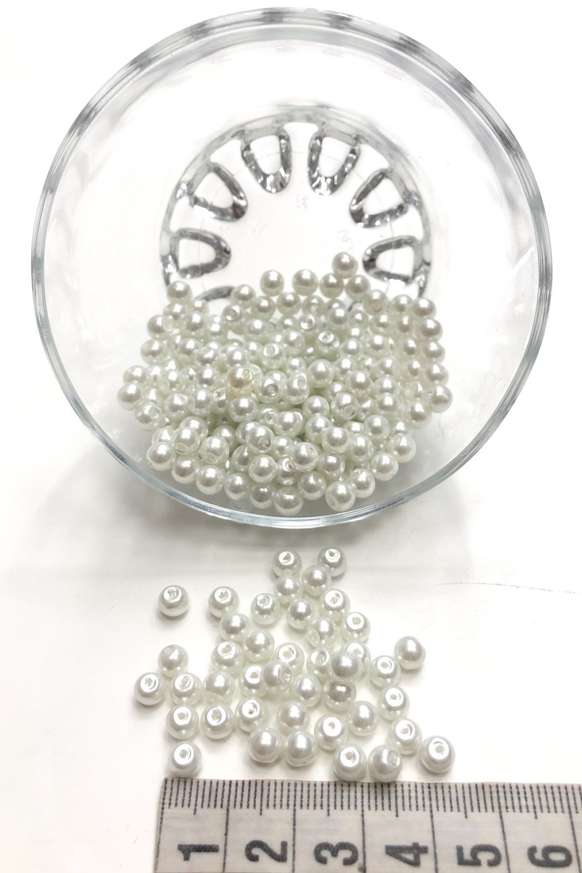 Beyaz Cam İnci Boncuk 4 mm 50 gr