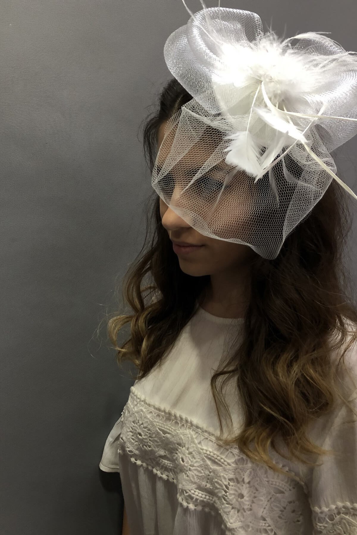 Beyaz Tüllü Vualet Nikah Şapkası