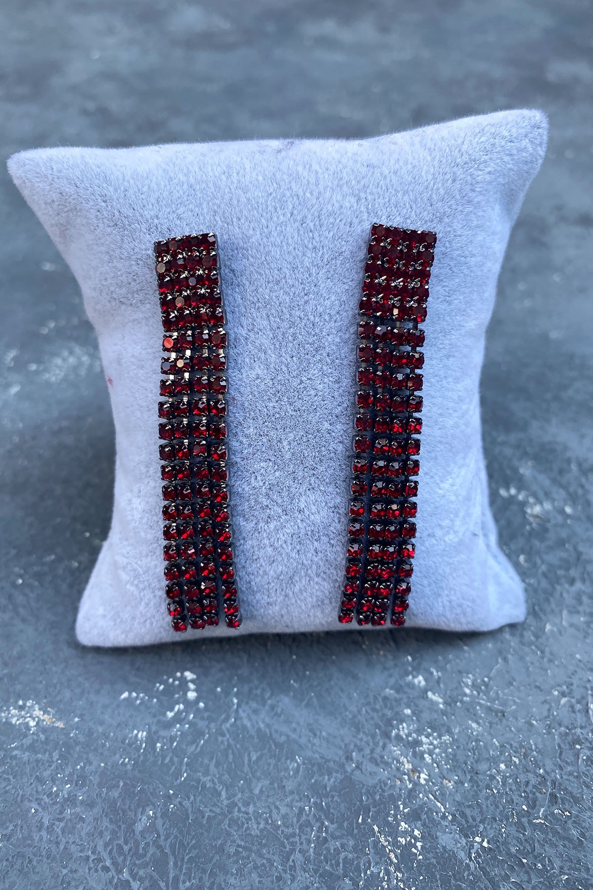 Bordo 4 Sıra Sallantılı Abiye Küpe