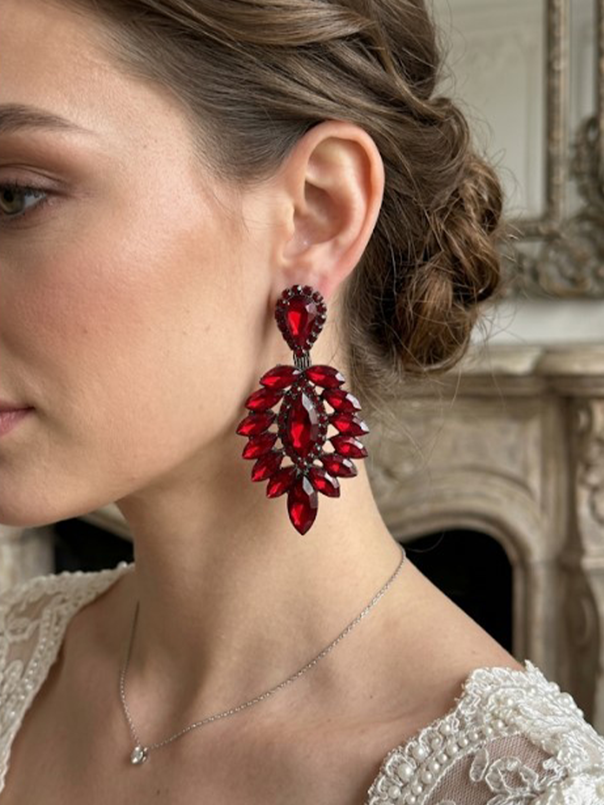 Bordo Rengi Vera Mekik Vip Kristal Taşlı Abiye Gelin Küpesi