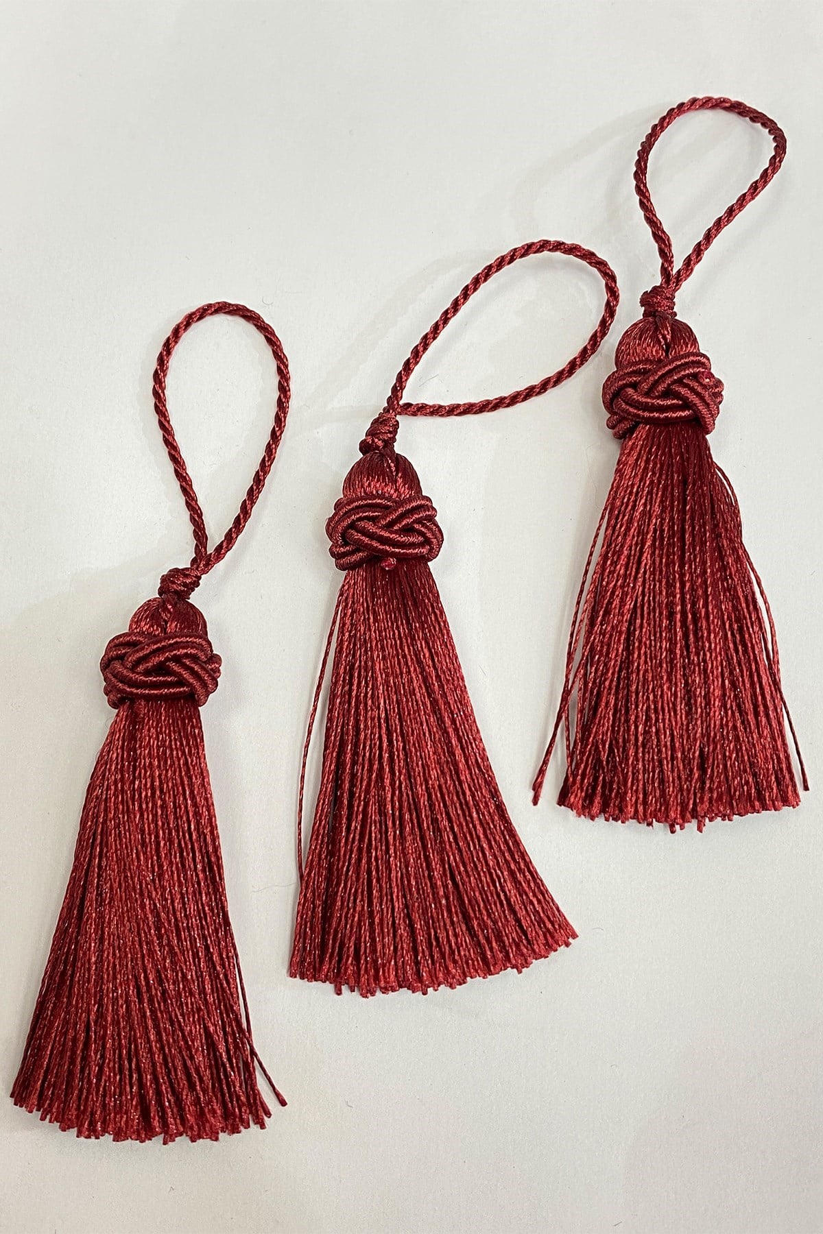 Bordo Topuzlu Tekli Püskül 7 cm 1 Adet